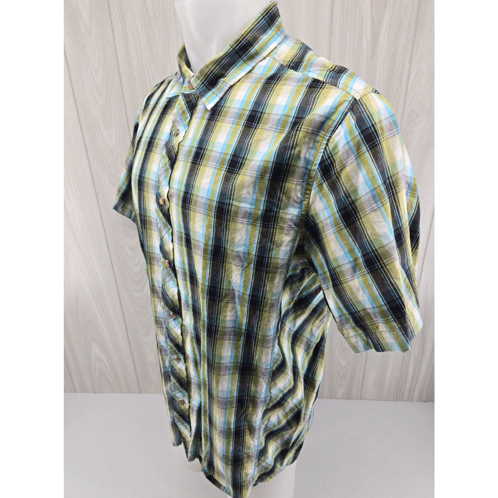 Prana prAna Shirt Mens Large Green Teal Plaid Cotton Pearl Snap Outdoor Shirt Mens Large Green Teal Plaid Cotton Pearl Snap Outdoor Game... Size US L / EU 52-54 / 3 - 4 Thumbnail