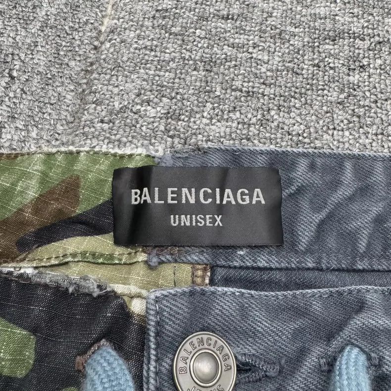 Balenciaga Balenciaga size M SS24 Patchwork Camo Denim Pants Size US 27 - 4 Thumbnail