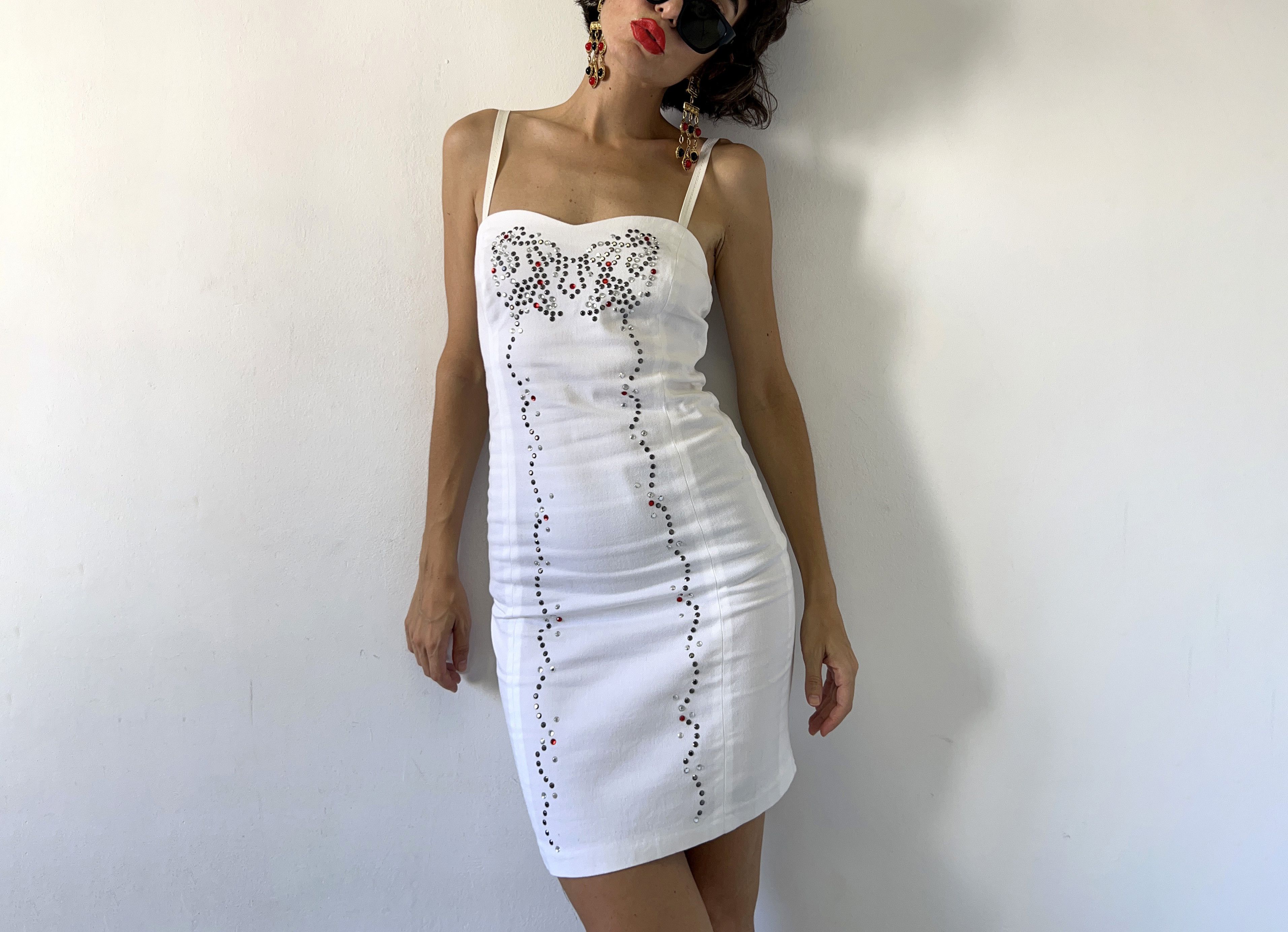 Vintage Vintage rhinestone white pencil slip mini dress Size XS / US 0-2 / IT 36-38 - 1 Thumbnail