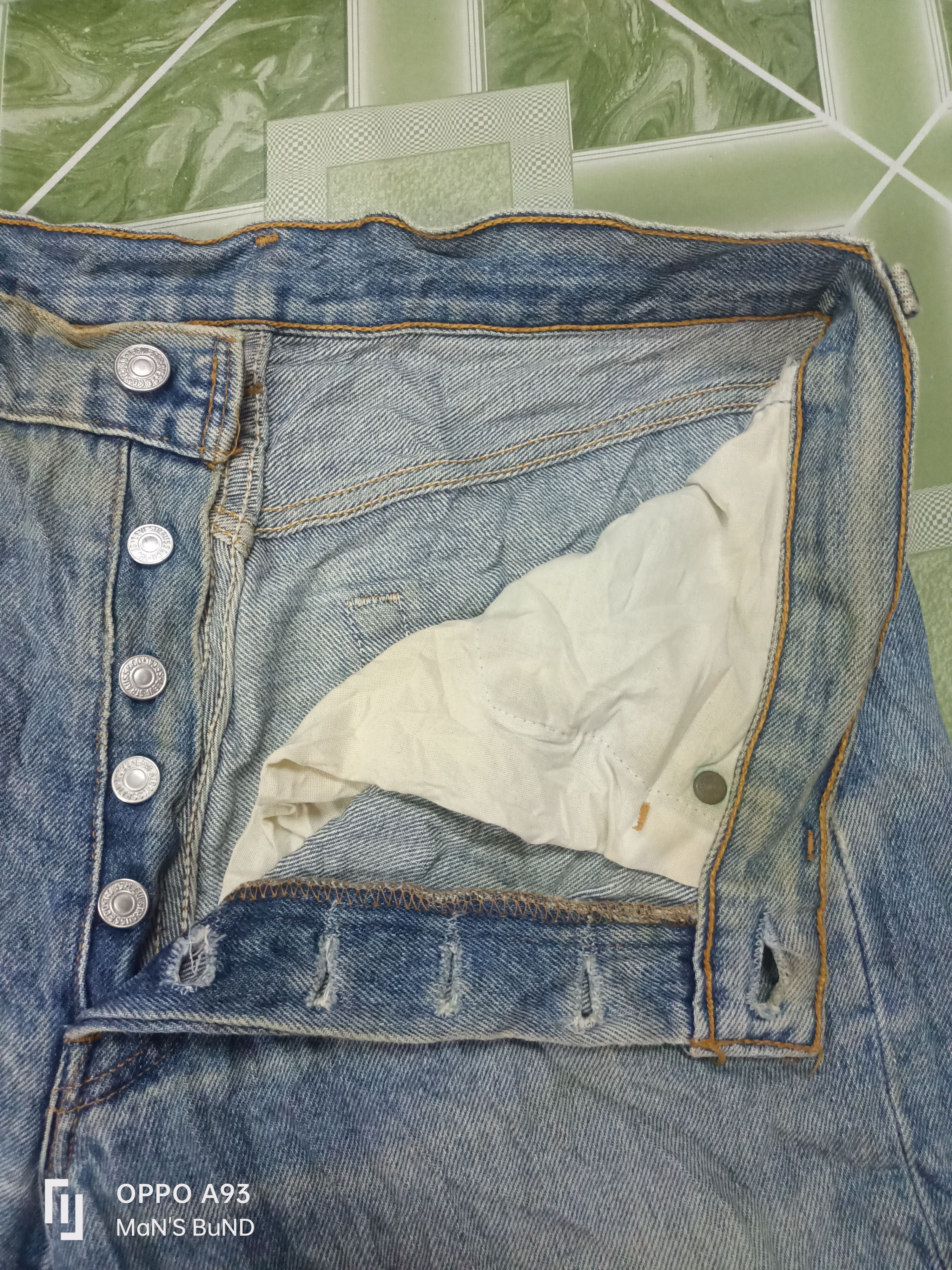 Distressed VINTAGE Levi's 501XX 90s