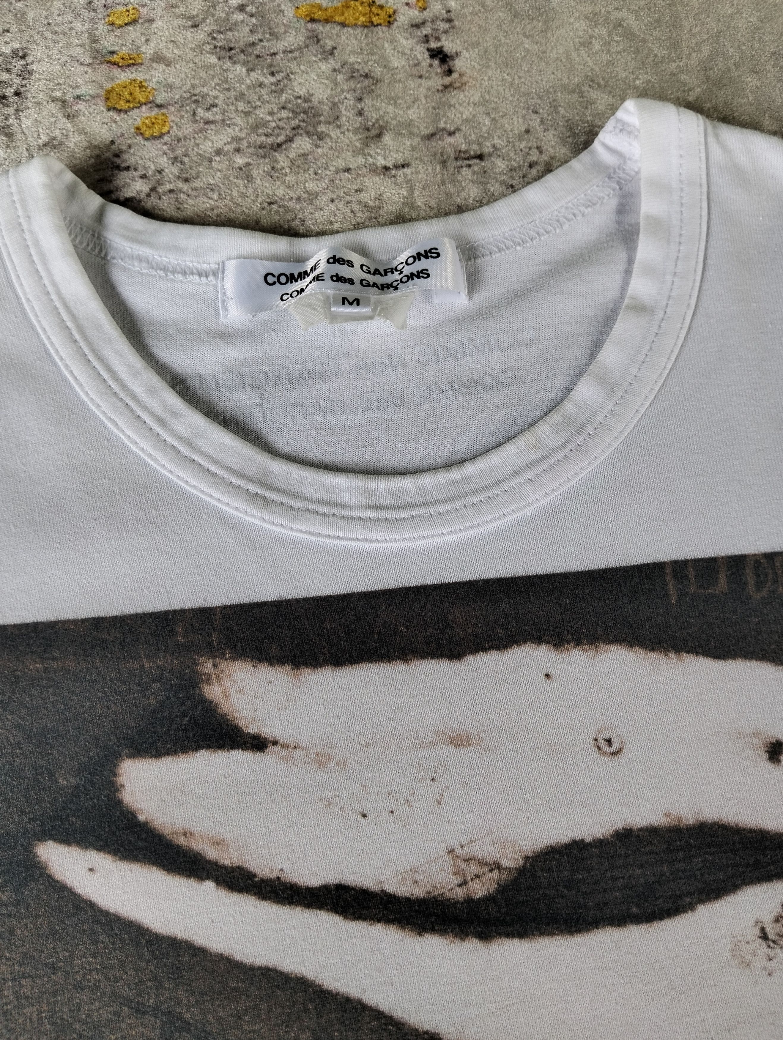 Comme des Garcons Geraldo De Barros Comme des Garcons Tee Shirt Size US S / EU 44-46 / 1 - 3 Thumbnail