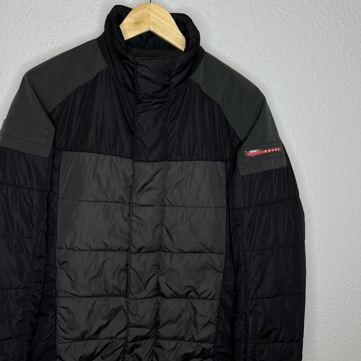 Prada Prada Puffer Light Jacket Sleeve Logo Black Grey Nylon Size US M / EU 48-50 / 2 - 3 Thumbnail