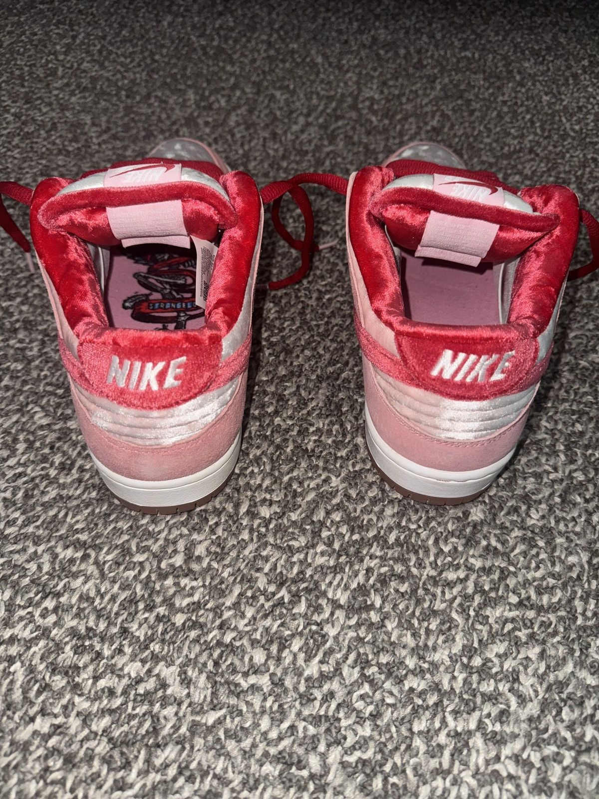 Nike × StrangeLove Skateboards Nike SB Dunk Low StrangeLove Deadstock Size US 9 / EU 42 - 4 Thumbnail