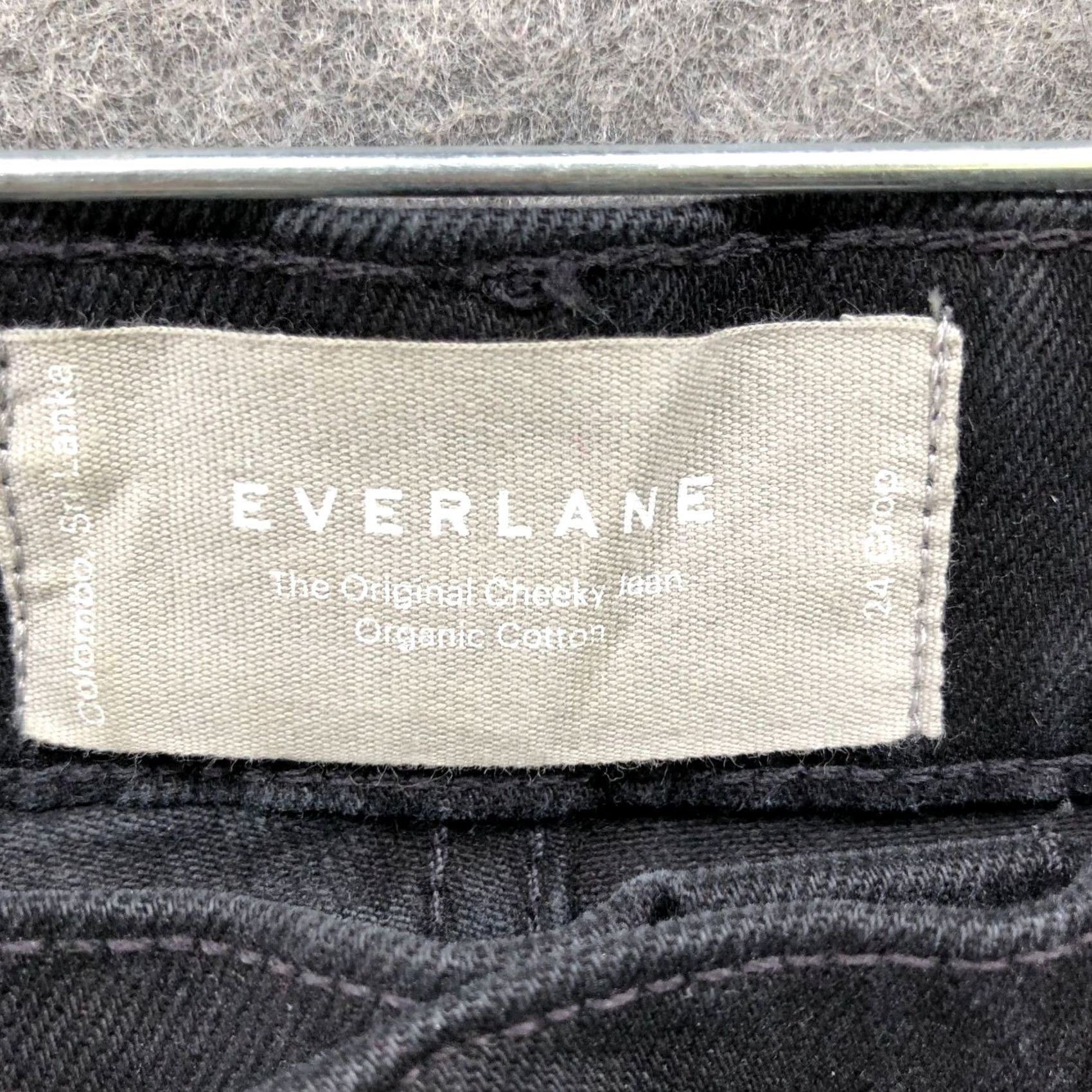 Everlane VINTAGE? No. Everlane Original Cheeky Jean Womens 24 Crop Black Organic Cotton High Rise Denim 5-Pocket Regular Womens Jeans 24 Black Cropped Slim? Size 42" / US 20 - 6 Thumbnail