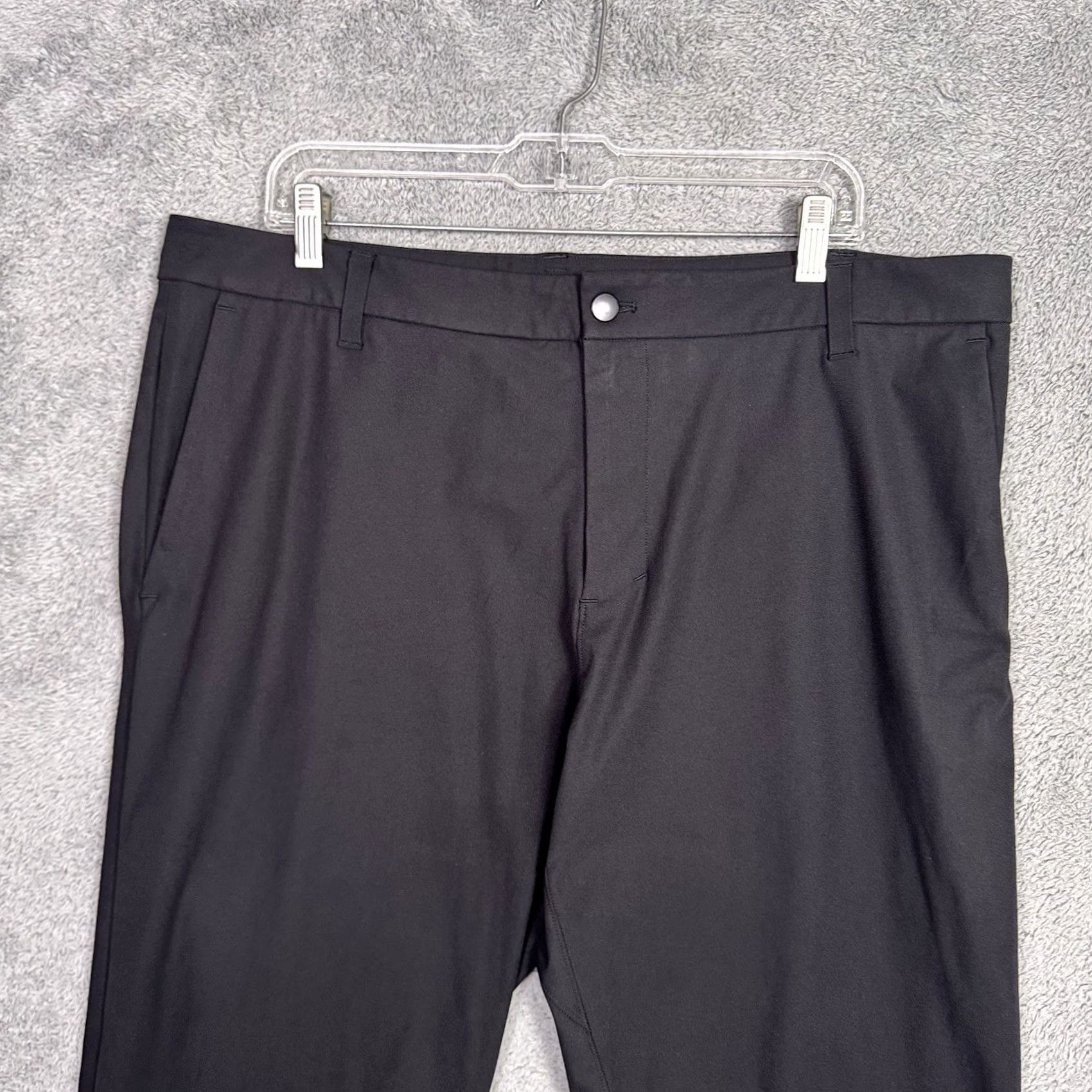 Lululemon Lululemon Commission Pant Men 38x29 Chino Flat Front 5-Pocket Solid Black Warpstreme ABC Tech LM5AEYS Size US 38 / EU 54 - 3 Thumbnail