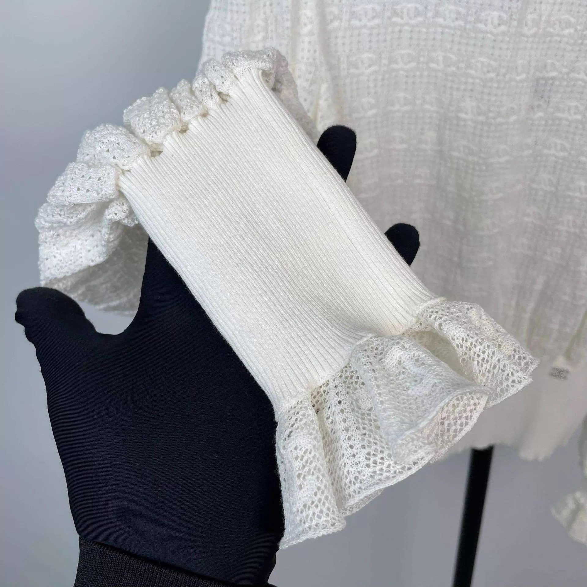 Chanel Chanel Knit Top 36 Size XS / US 0-2 / IT 36-38 - 4 Thumbnail