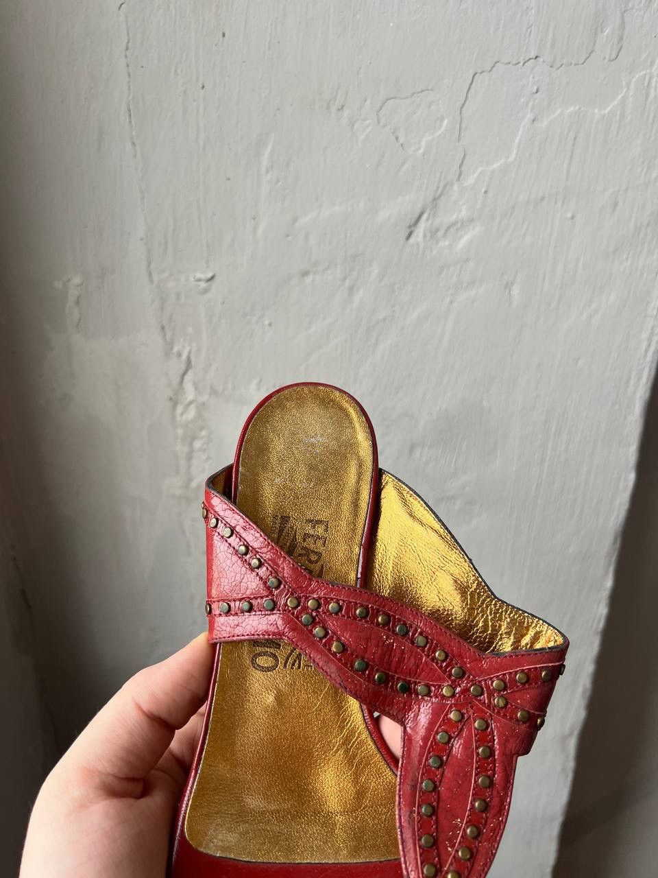 Salvatore Ferragamo SALVATORE FERRAGAMO RED GOLD LEATHER PATERN SLIDE SANDALS 38 Size US 8 / IT 38 - 11 Thumbnail