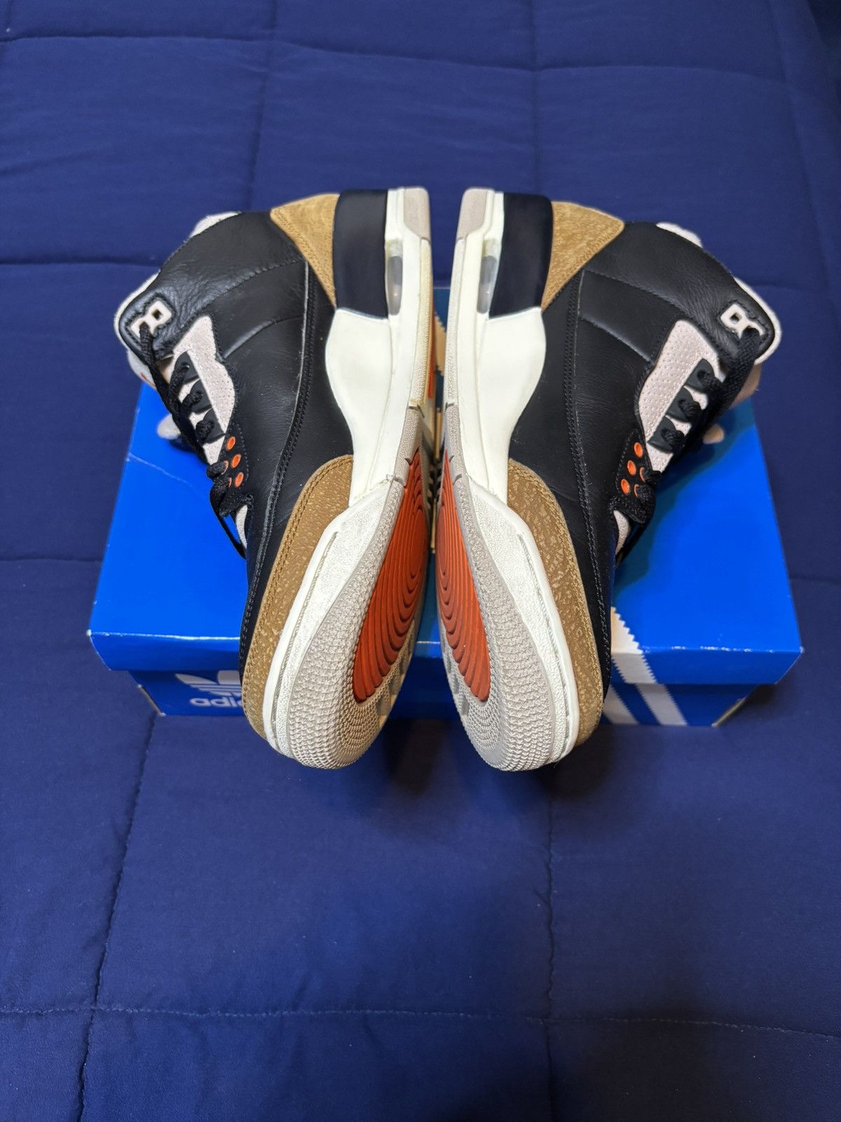 Jordan Brand Jordan 3 Retro Desert Elephant 2022 Size 10.5 Size US 10.5 / EU 43-44 - 4 Thumbnail