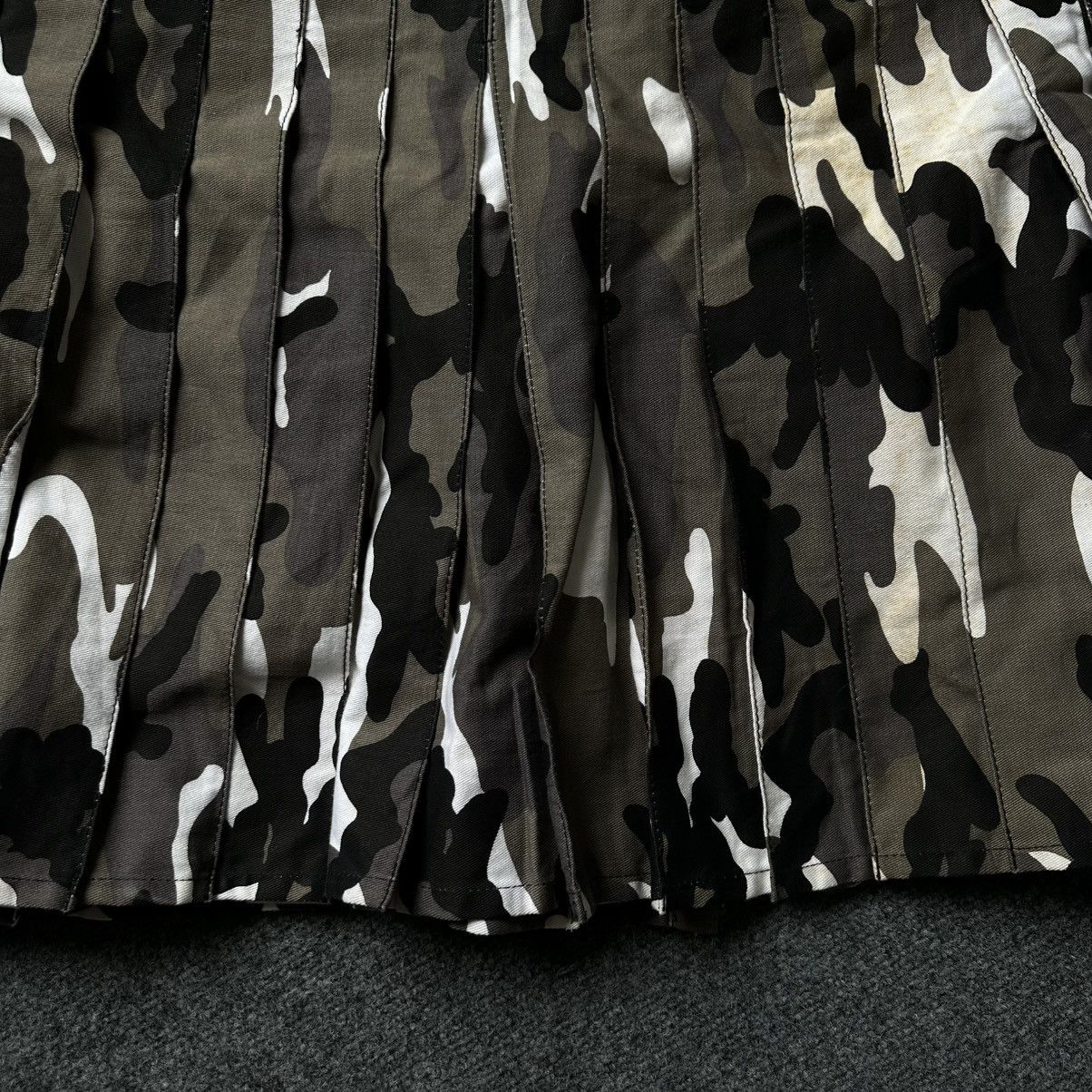 Le Grande Bleu (L.G.B.) VTG Women’s Midi Skirt Camo Military Pop Punk Gothic Size 32" / US 10 / IT 46 - 16 Thumbnail
