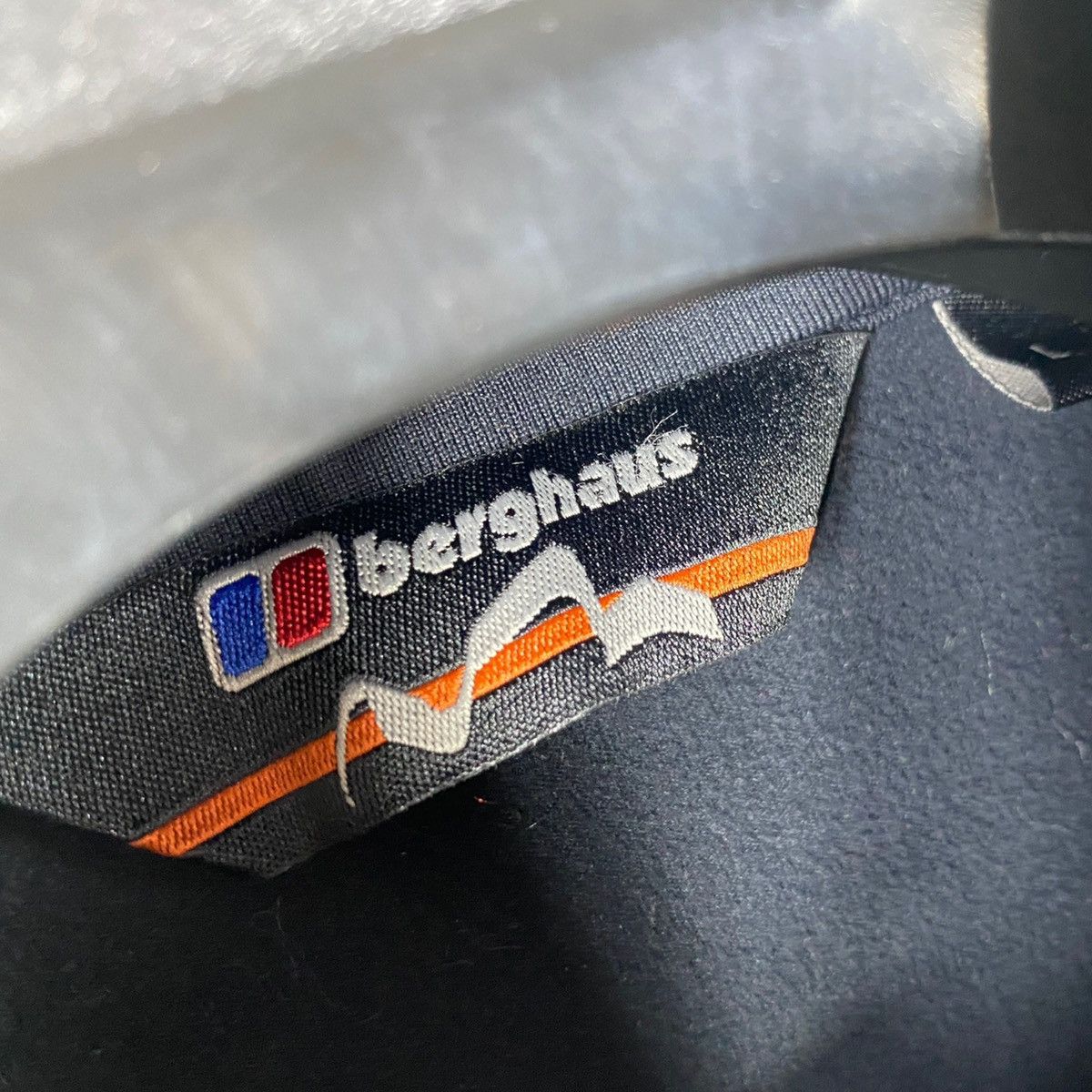 Berghaus × Polartec × Vintage Berghaus Compressive Softshell 1/4 Zip Top Long Sleeve Size US L / EU 52-54 / 3 - 5 Thumbnail