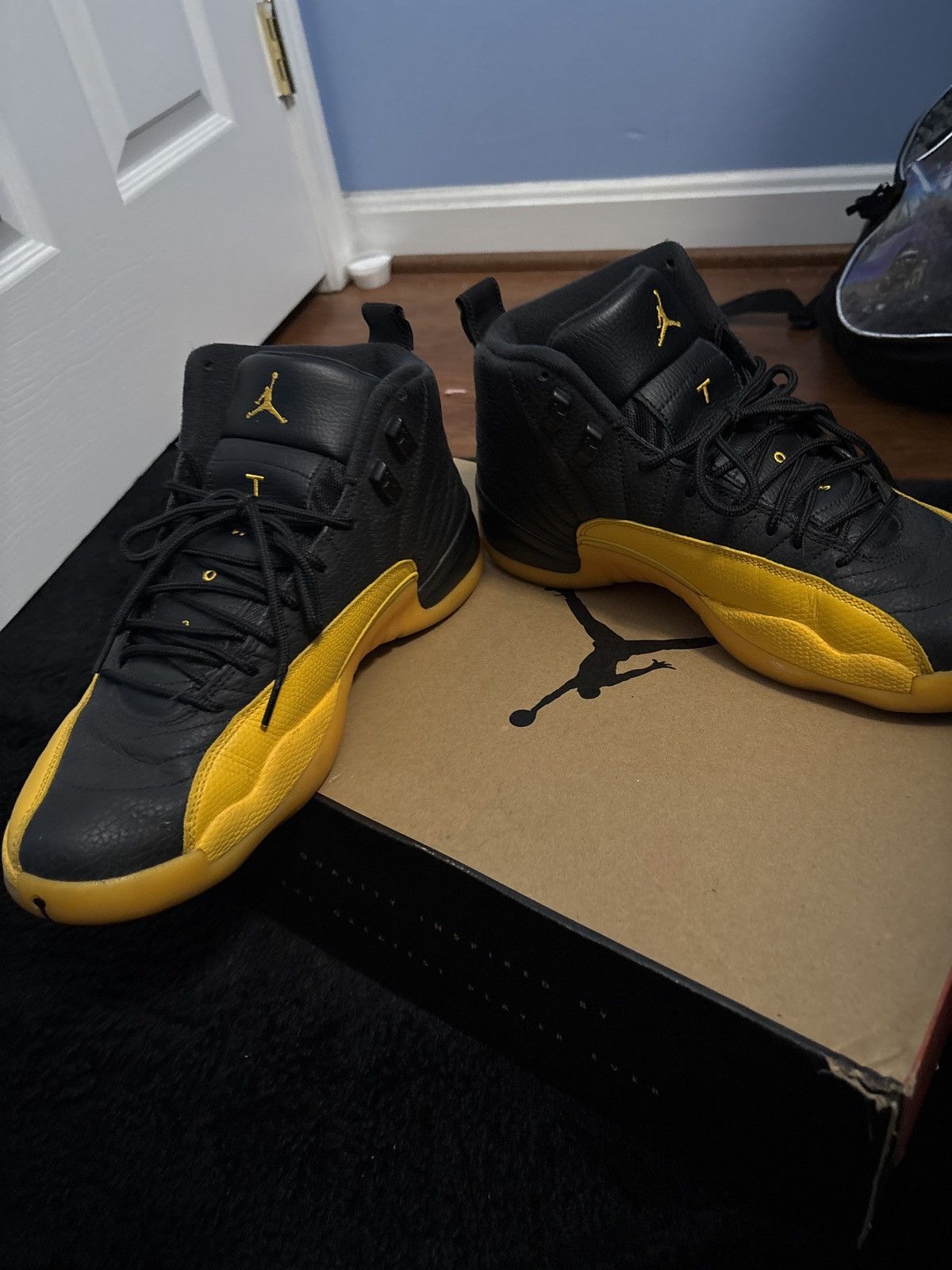 Jordan Brand University gold jordan 12 Size US 10.5 / EU 43-44 - 3 Thumbnail