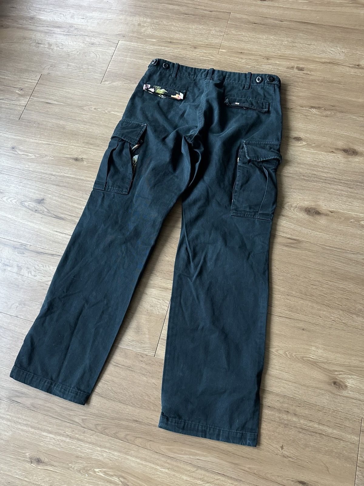 Nepenthes Nepenthes Floral Prints and Leather Parts Cargo Pants Size US 32 / EU 48 - 12 Thumbnail