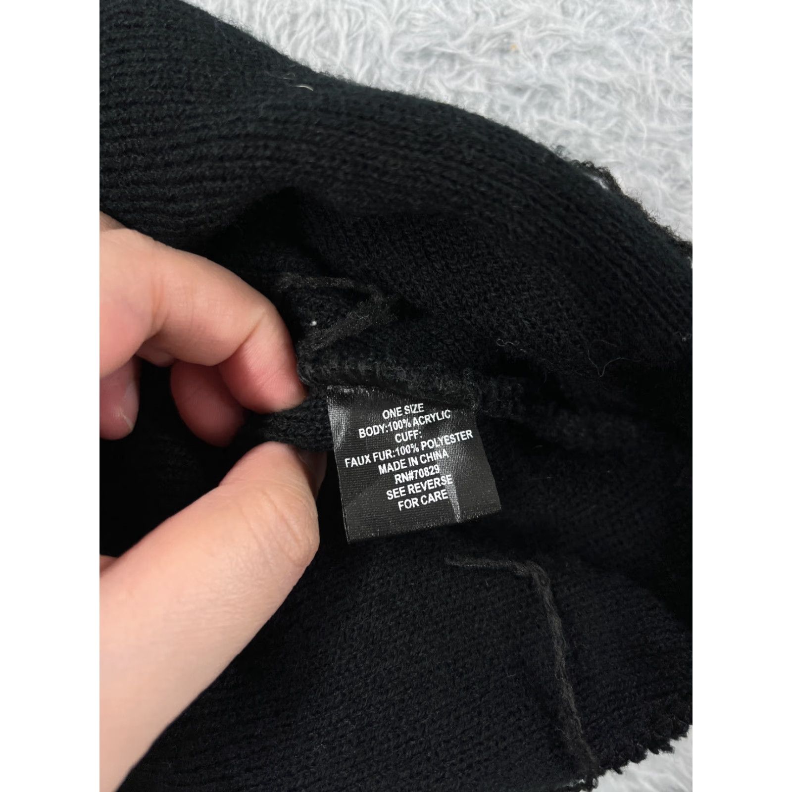 Vintage Rue21 Beanie Toque Beanie Hat Womens Black Knit Acrylic Polyester Faux Fur Cuff Ski Outdoor Winter 1 Size Womens Size ONE SIZE - 6 Thumbnail