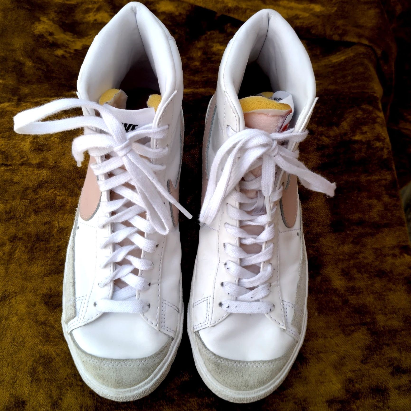 Nike Nike Blazer Mid Sneaker Women 7.5 White Pink Swoosh CZ1055-118, Casual Athletic Shoe, Rubber Outsole, Lace Up, Classic Sports Comfort Size S / US 4 / IT 40 - 6 Thumbnail