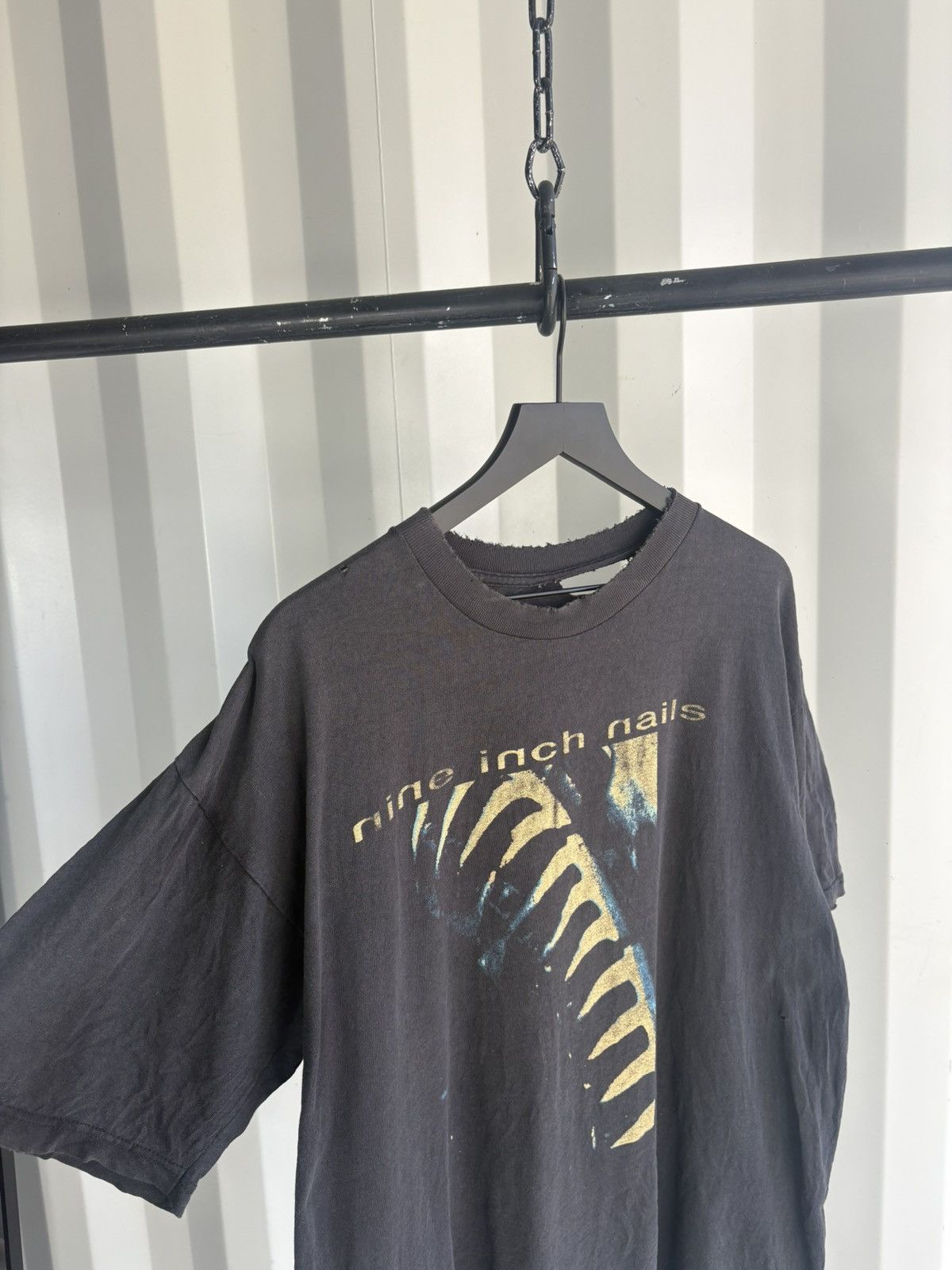 Band Tees Nine Inch Nails Now Im Nothing Thrashed Faded Shirt ERD Size US XL / EU 56 / 4 - 6 Thumbnail