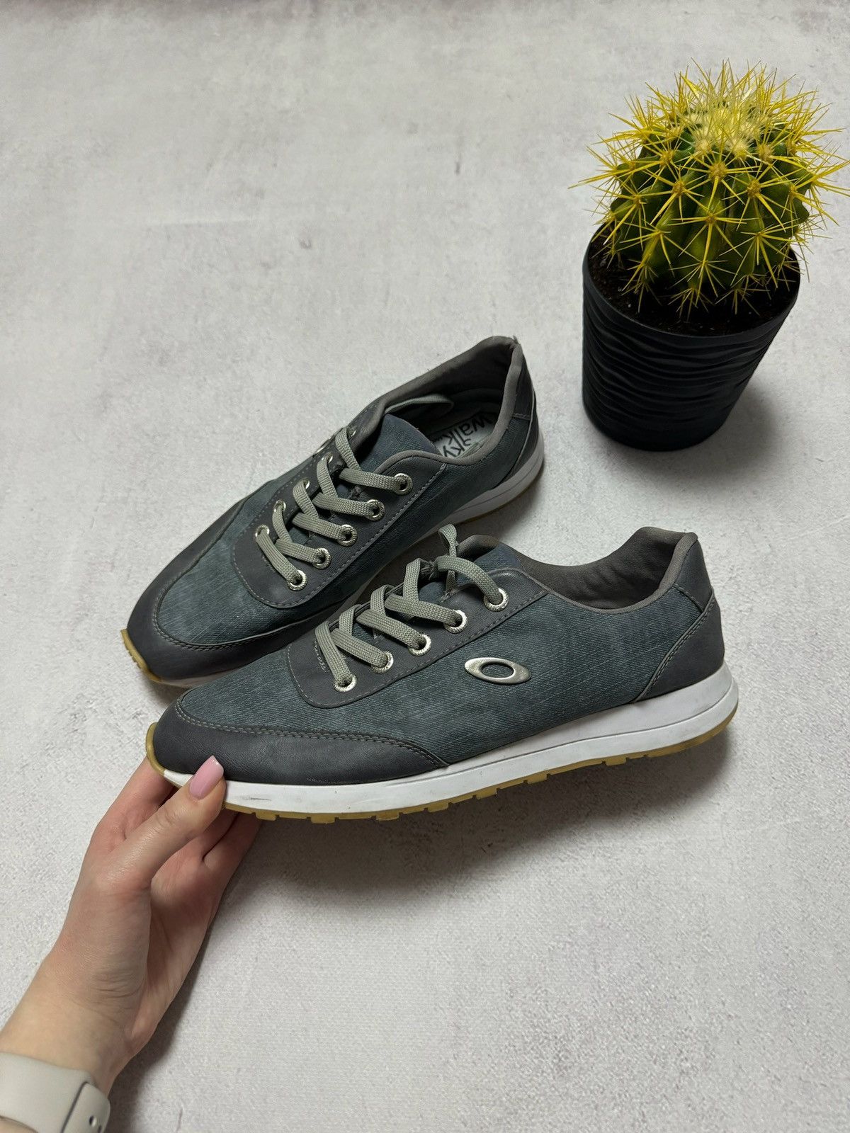 Oakley × Vintage Oakley Sneakers Metal Logo Shoes Sky Walk 43 Size US 9 / EU 42 - 1 Thumbnail