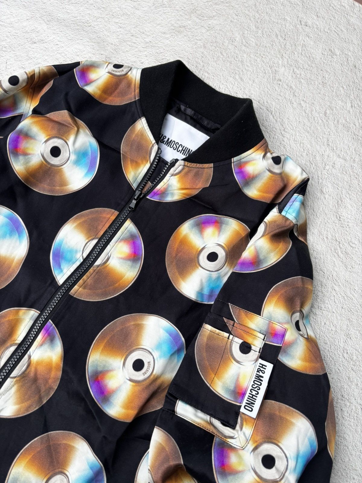 H&M × Moschino Moschino X H&m Bomber jacket cd aop Size US M / EU 48-50 / 2 - 3 Thumbnail