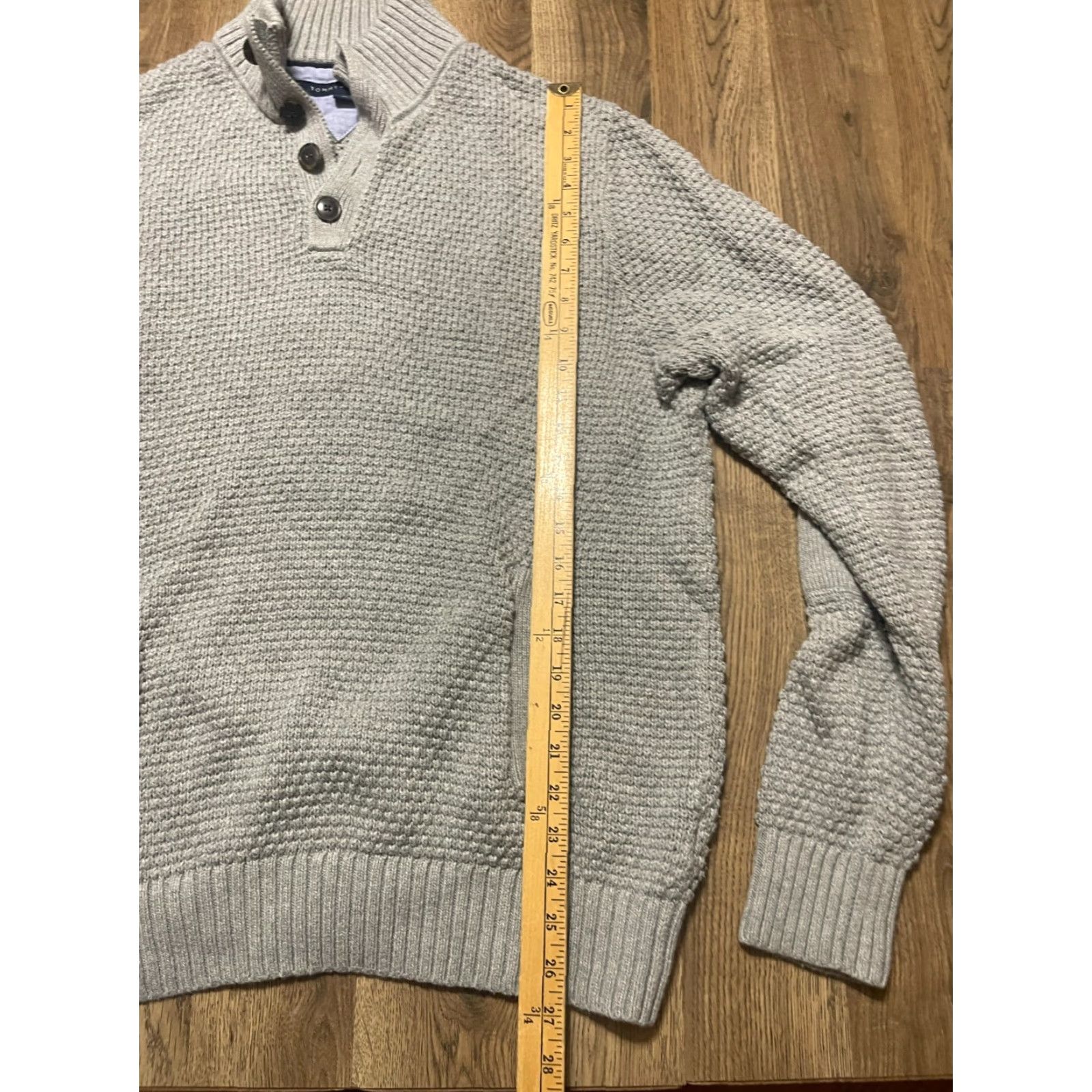 Tommy Hilfiger Tommy Hilfiger Sweater Men's XL Gray 1/4 Button Knit Pullover Cardigan Not Cardigan? Size US XL / EU 56 / 4 - 7 Thumbnail