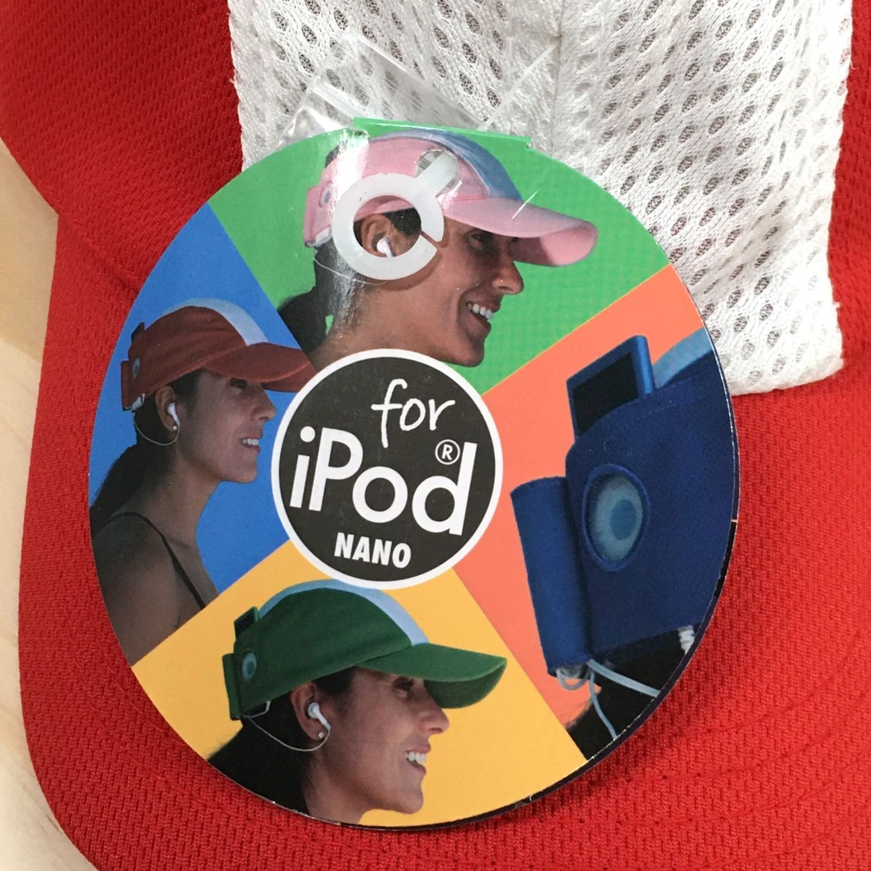 Vintage iXound Wear 5 Panel Cap Womens Red One Size Adjustable Curved Brim Perforated Baseball Cap Size ONE SIZE - 3 Thumbnail