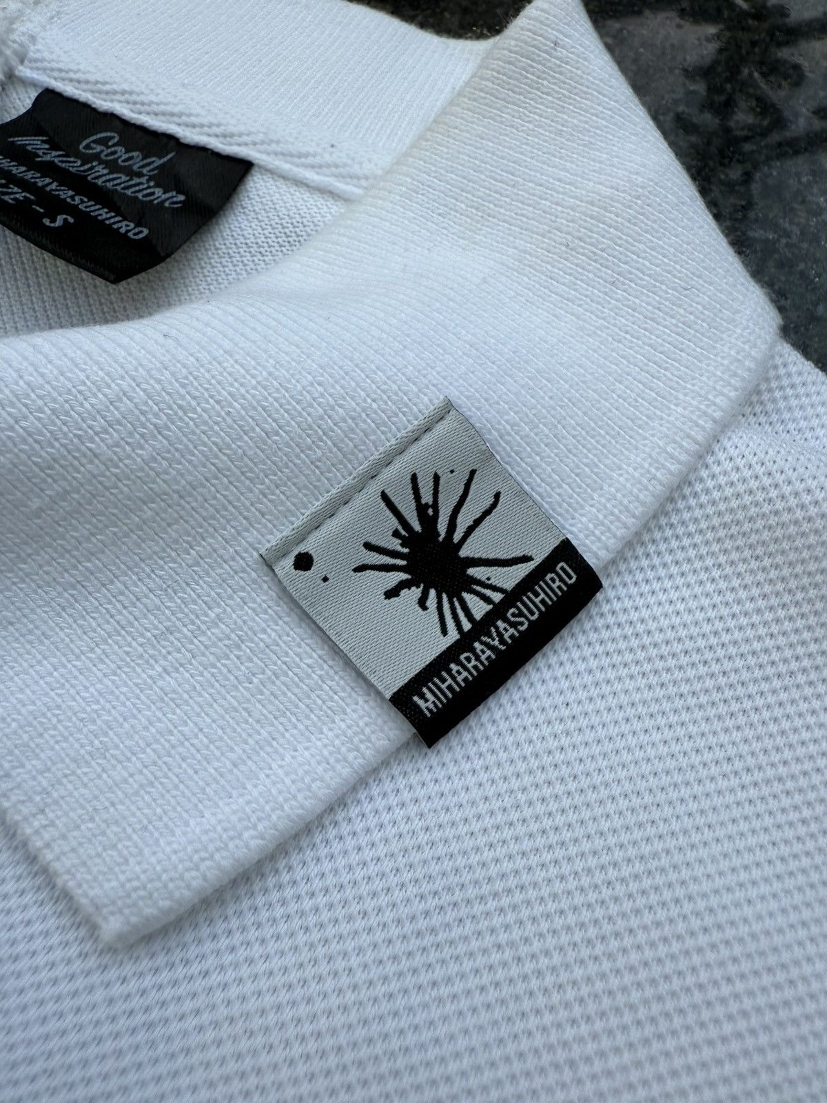 Undercover 90’s UNDERCOVER GU RARE MULTI LOGO RUGBY POLO Y2K TEE TSHIRT Size US S / EU 44-46 / 1 - 7 Thumbnail