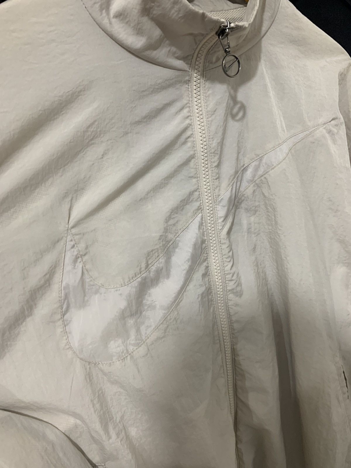 Nike nike big swoosh nylon jacket broken white Size L / US 10 / IT 46 - 2 Thumbnail