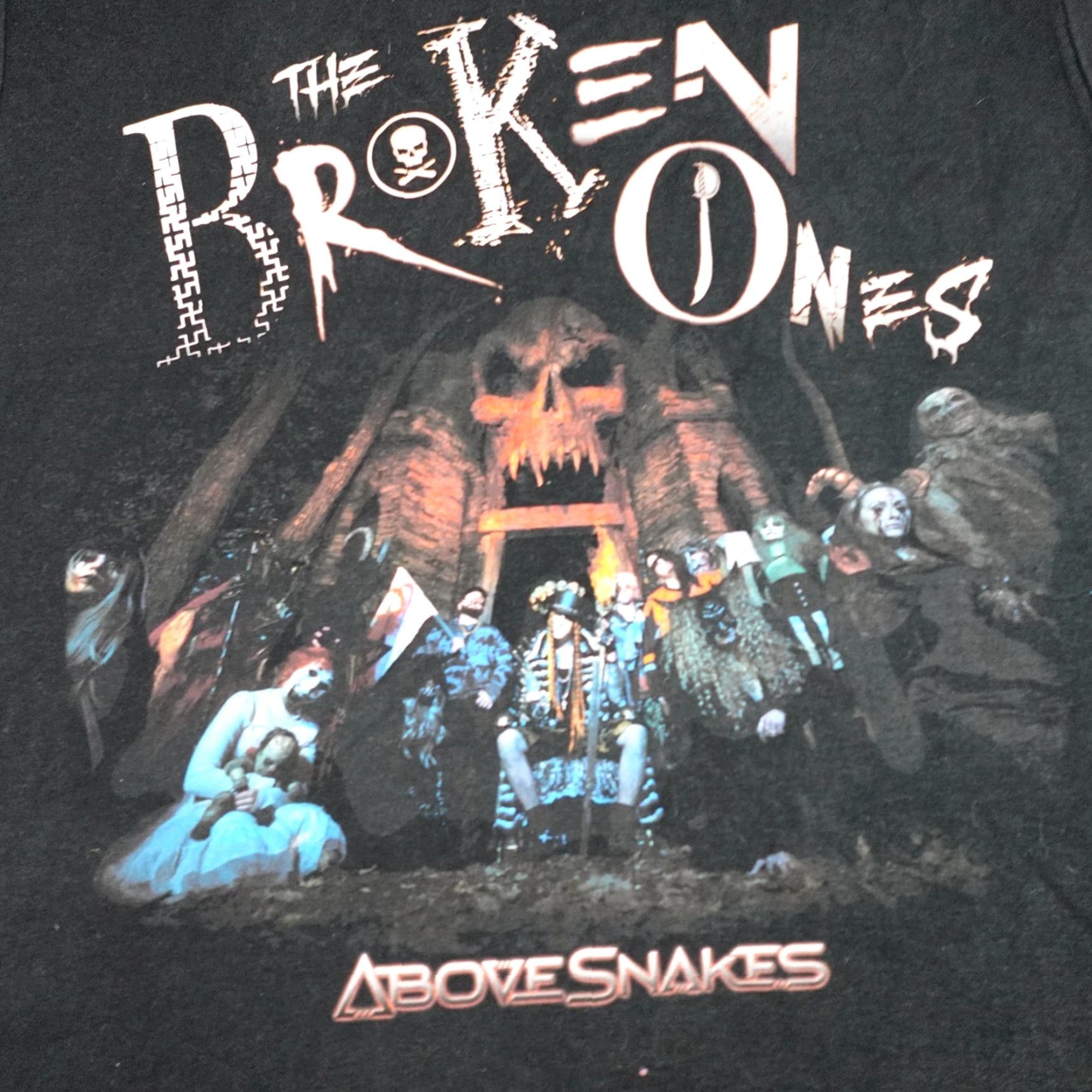 Bones VINTAGE Unbranded T-Shirt Men Short Sleeve Crew Neck Cotton Black Medium Above Snakes The Broken Ones Size US M / EU 48-50 / 2 - 2 Thumbnail