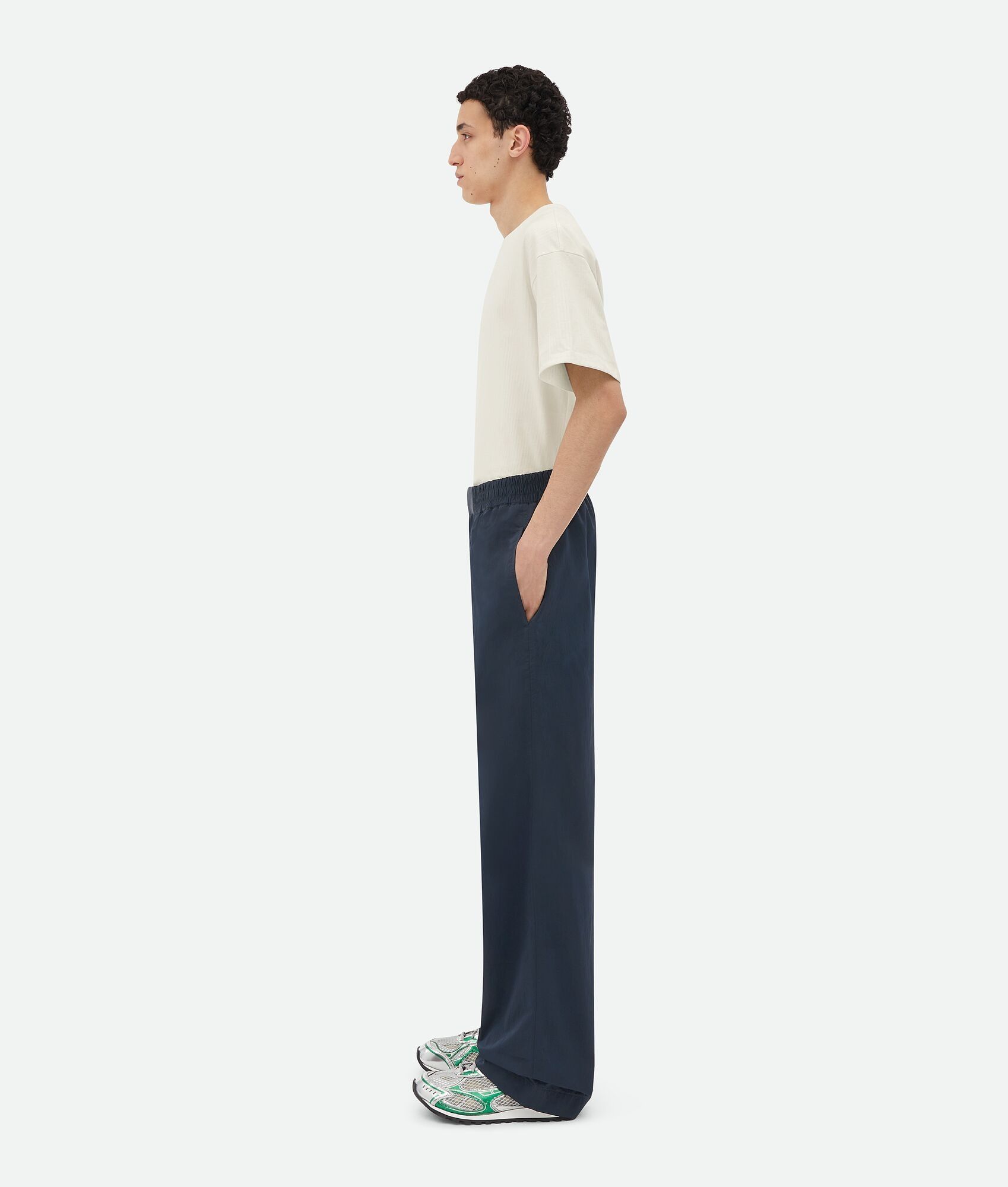 Bottega Veneta o1n1vont0625 Tech Nylon Pant in Dark Navy Size US 32 / EU 48 - 2 Thumbnail