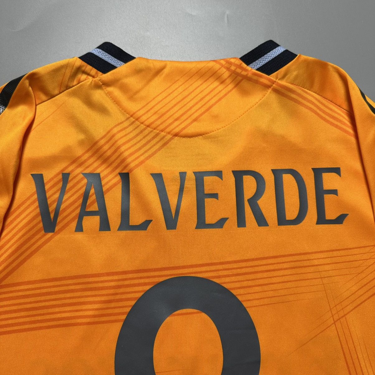 Adidas REAL MADRID ADIDAS 2024/2025 SOCCER AWAY JERSEY #8 VALVERDE Size US XL / EU 56 / 4 - 13 Thumbnail