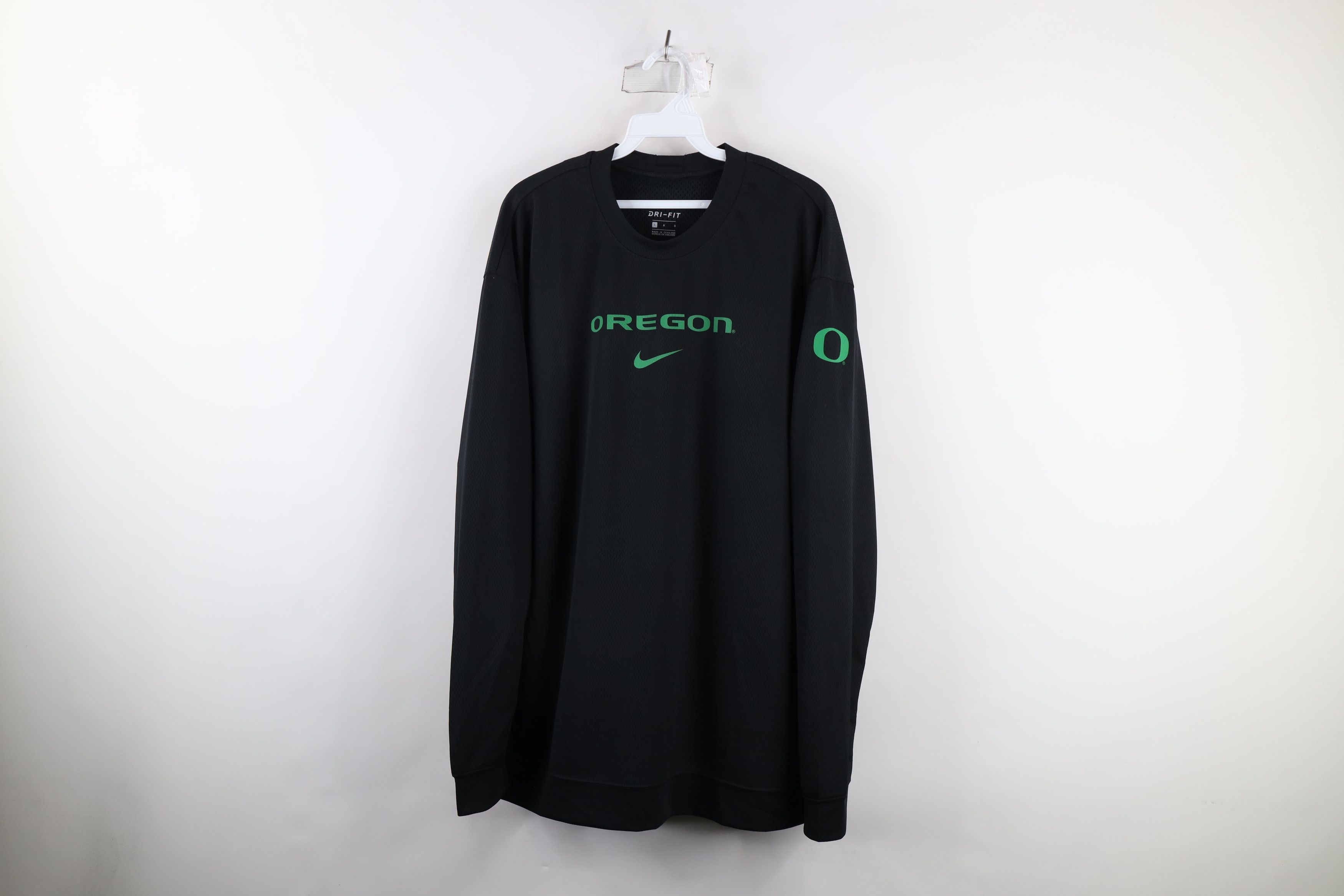 Nike University of Oregon Thermal Knit Long Sleeve T-Shirt