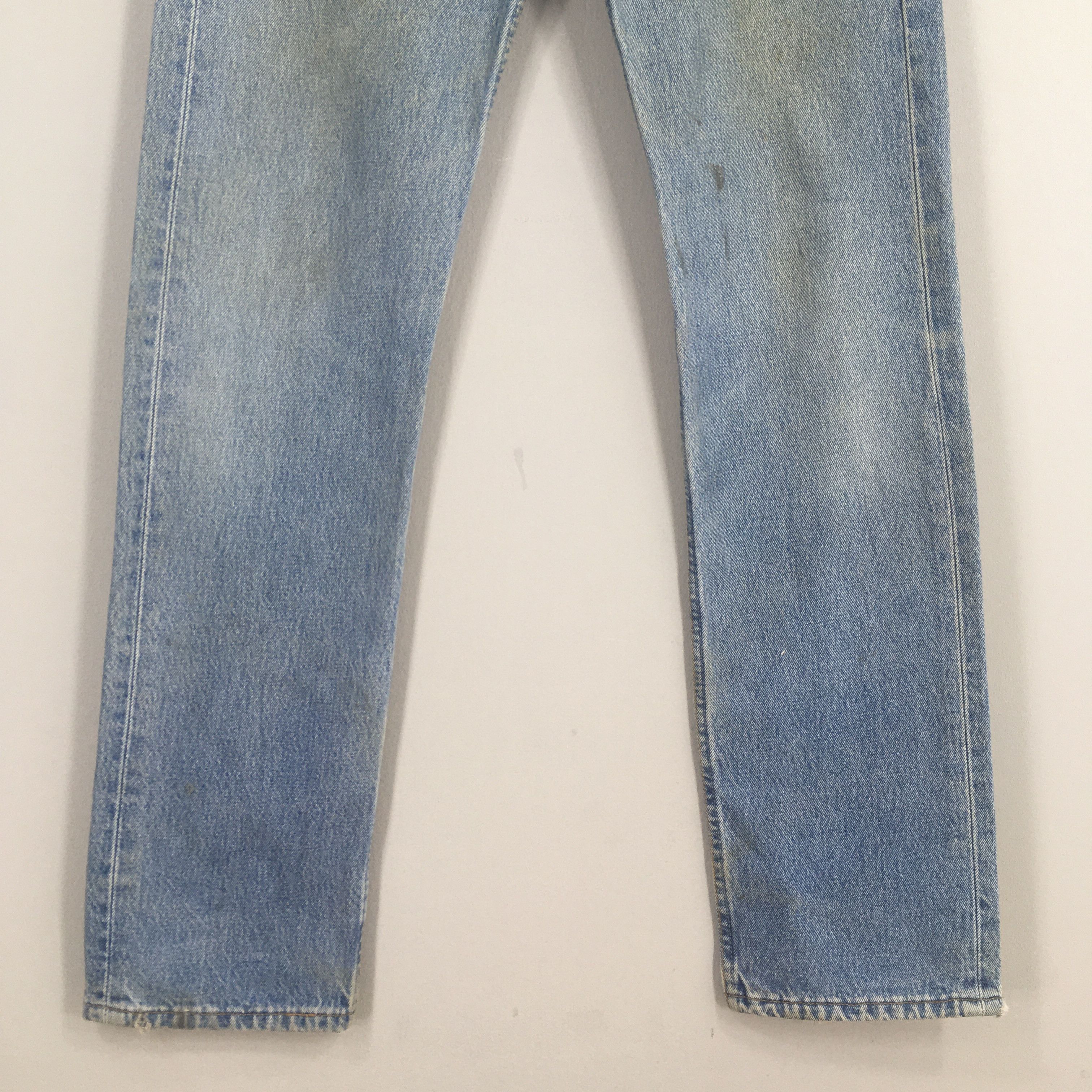 Levi's Size 30x34.5 Vintage 90s Levi's 501 Faded Blue Jeans Size US 30 / EU 46 - 4 Thumbnail