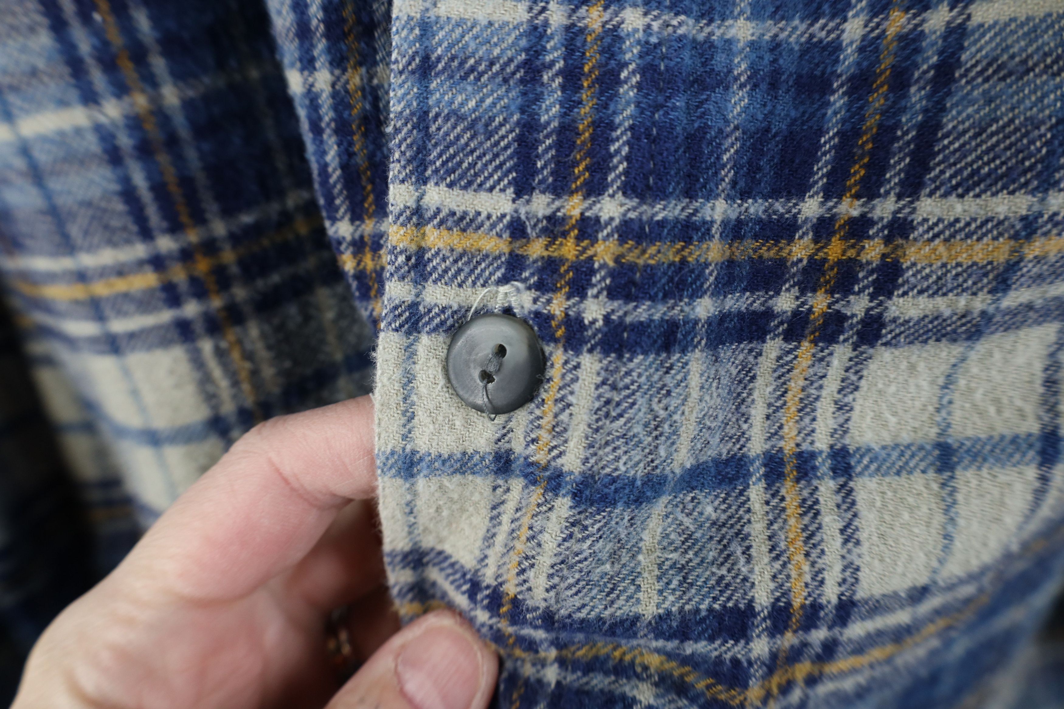 Vintage Vintage 90s Streetwear Flannel Collared Button Shirt Plaid Size US M / EU 48-50 / 2 - 4 Thumbnail