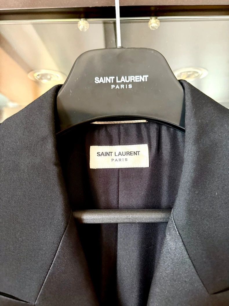 Saint Laurent Paris Saint laurent paris 22fw poster black satin gun-neck smokin Size 46R - 3 Thumbnail