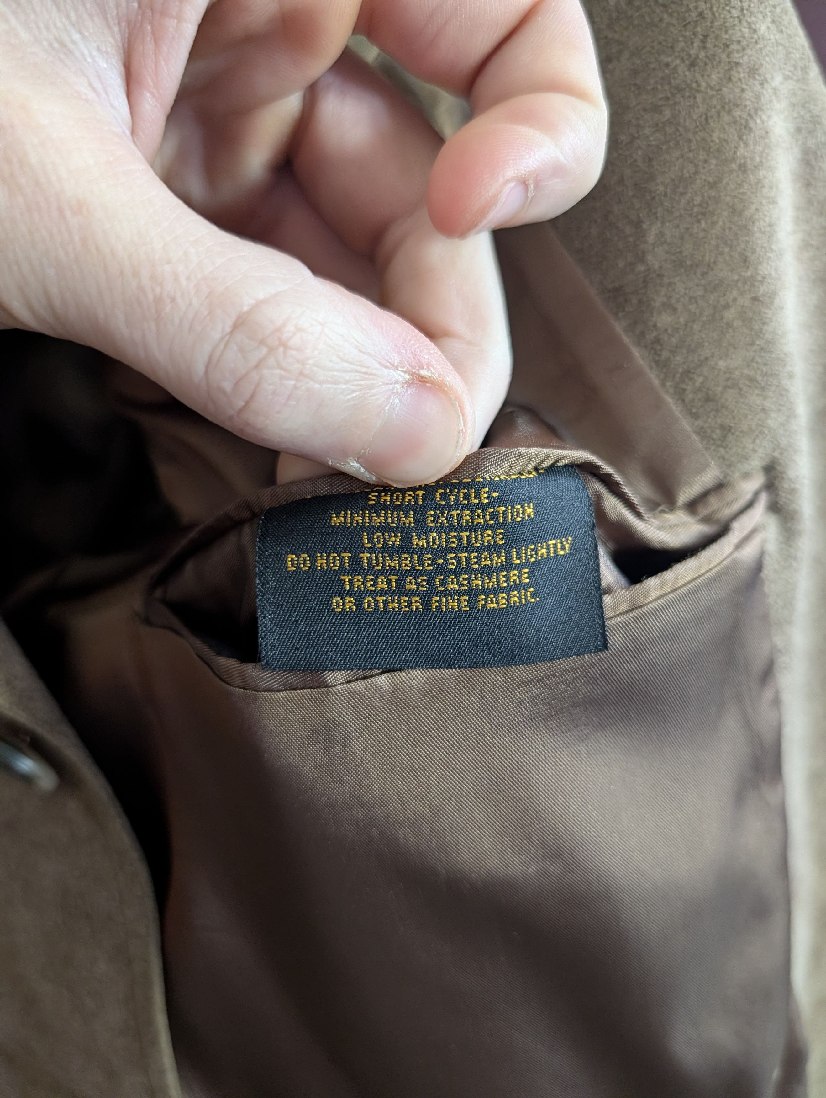 A.O. CMS Doncaster A.O. White VTG suede-like MiUSA sport coat Size 44R - 13 Thumbnail