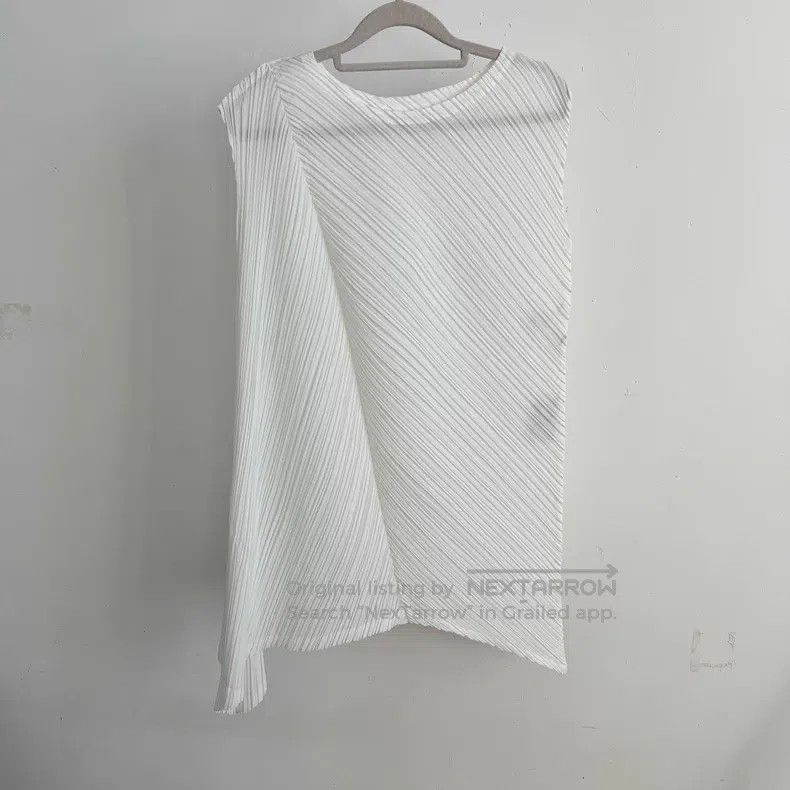 Issey Miyake Issey Miyake White Tank Top Size L / US 10 / IT 46 - 1 Thumbnail