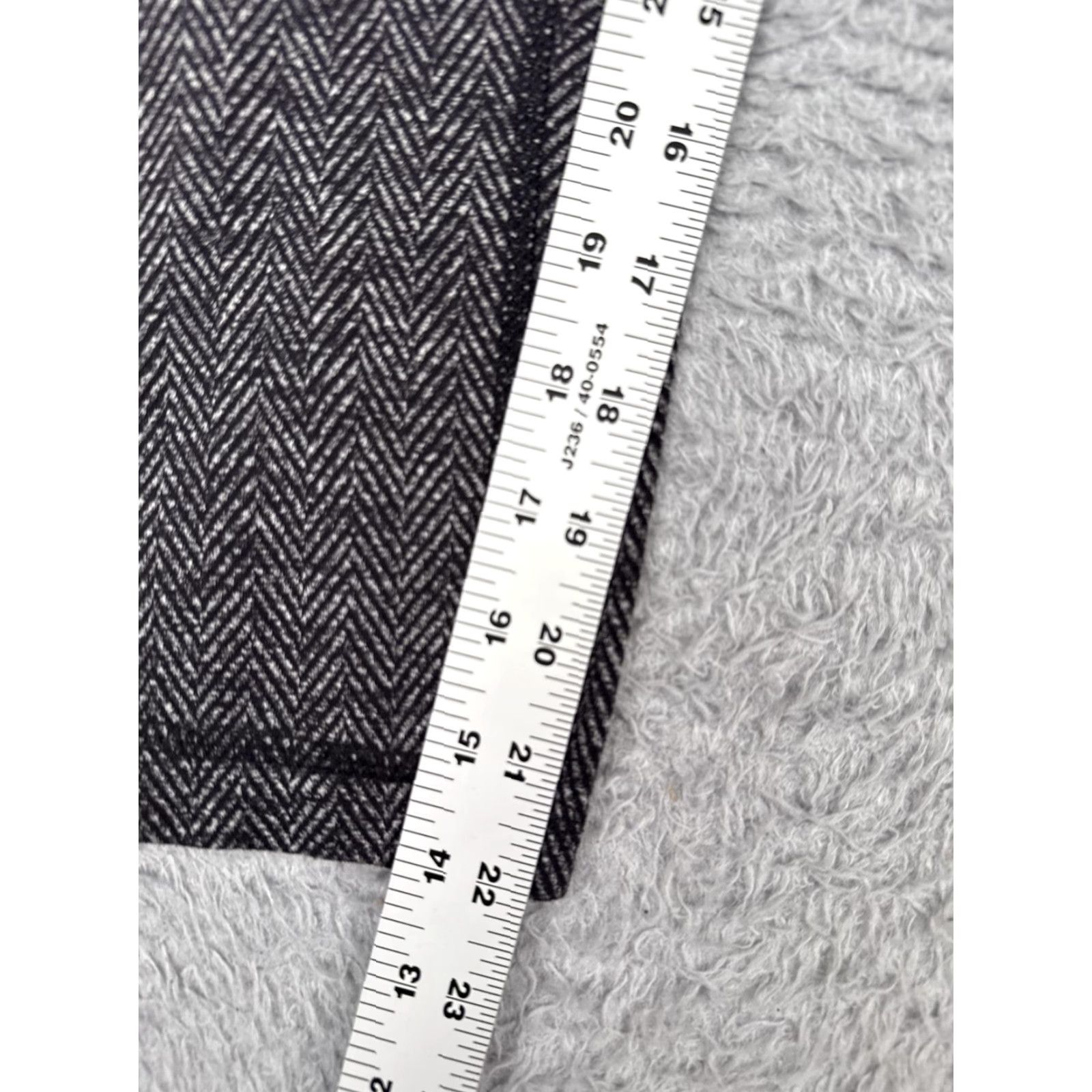 Lululemon Lululemon Wunder Under Pants Womens 12 Gray Herringbone Capri Leggings Yoga Gym Athletic Size 34" / US 12 / IT 48 - 6 Thumbnail