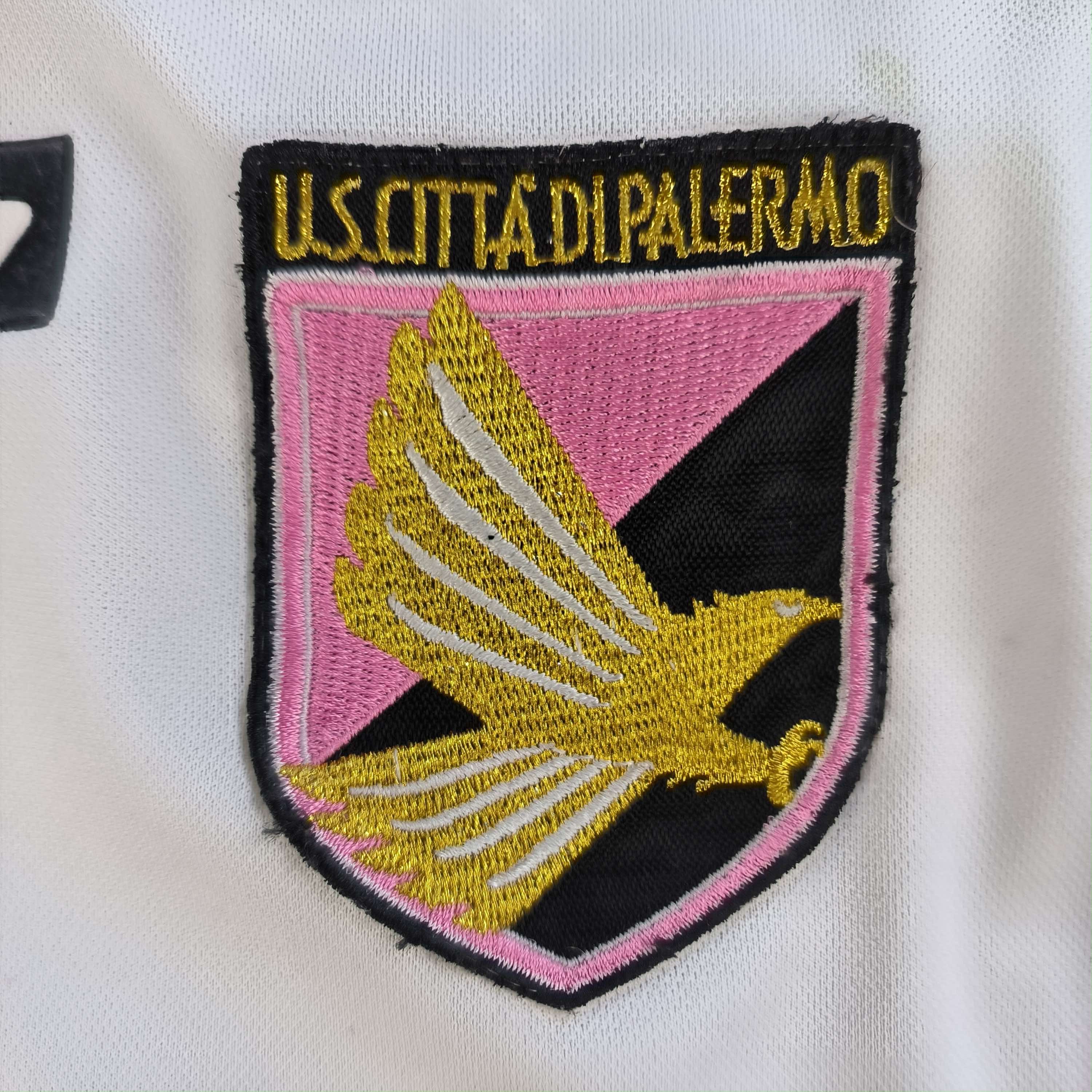 Lotto Sport Palermo 2009-10 Lotto away Bresciano football jersey size M Size US M / EU 48-50 / 2 - 3 Thumbnail