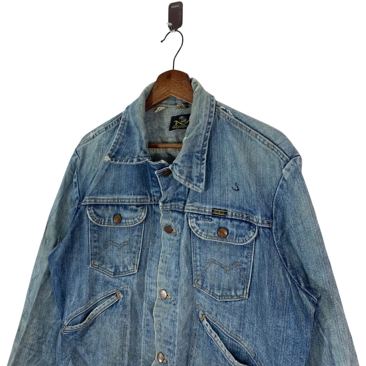 Vintage VINTAGE MAVERICK DISTRESSED DENIM TRUCKER JACKET Size US S / EU 44-46 / 1 - 3 Thumbnail