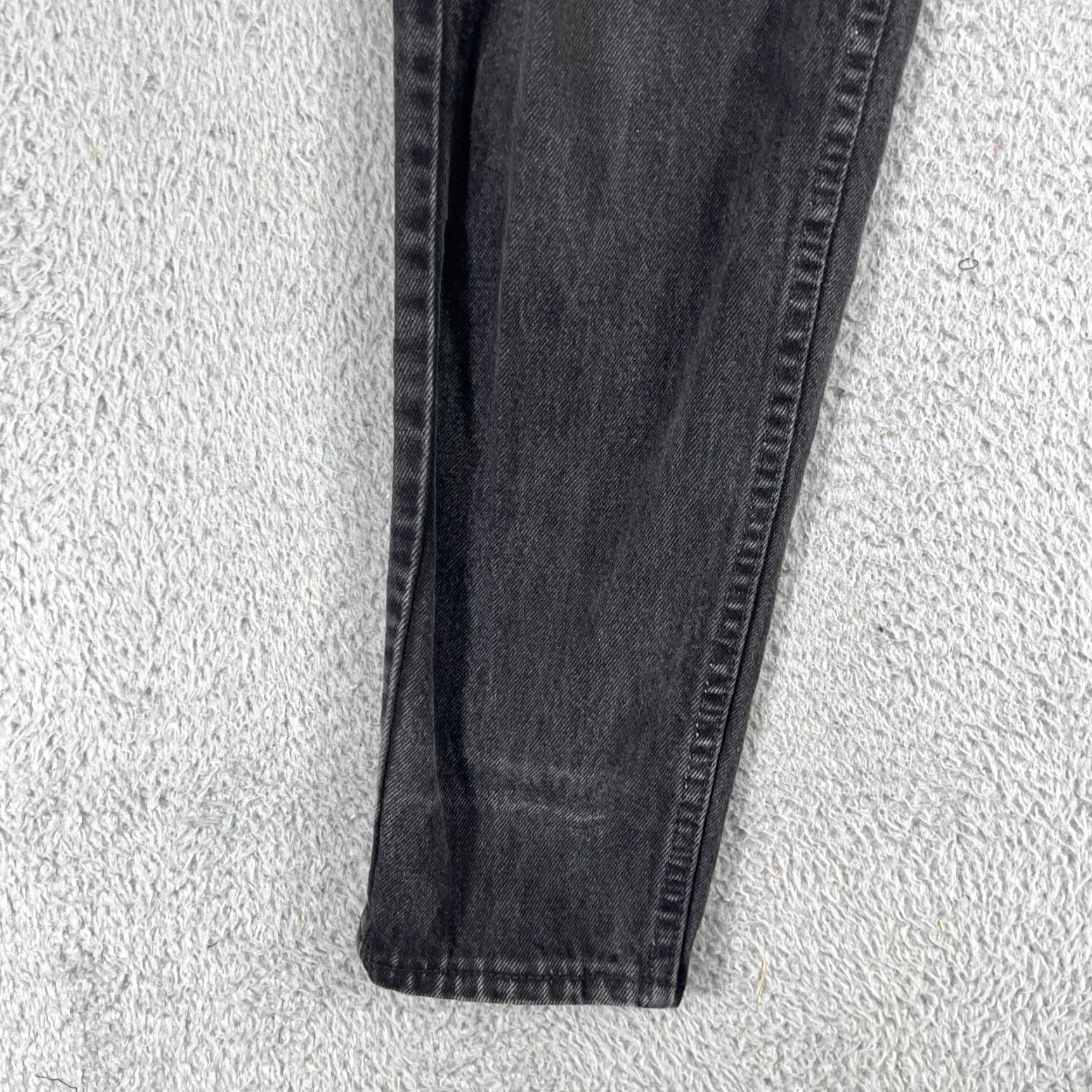 Levi's VINTAGE Levi’s Jeans 512 Womens Juniors 9 Black Tapered Slim Fit USA 90s Mom Grunge Retro 90s Mens Women Girls Size 30" / US 8 / IT 44 - 2 Thumbnail