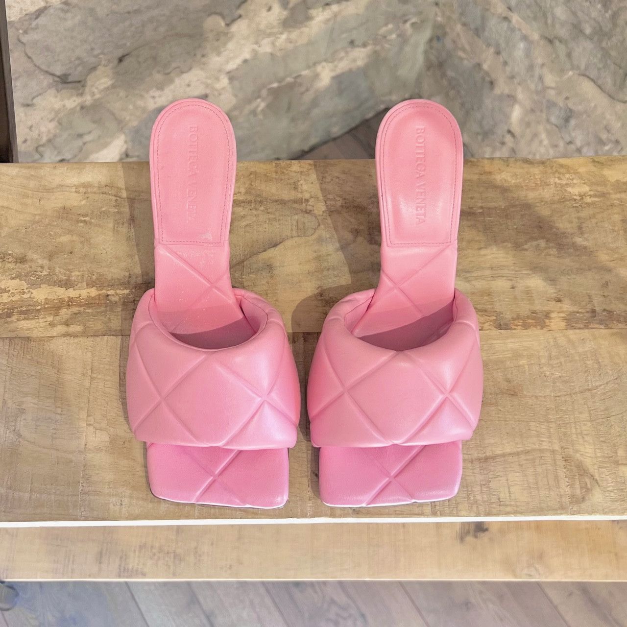 Bottega Veneta Bottega Veneta Blossom Pink Leather The Rubber Lido Sandals Size US 7.5 / IT 37.5 - 3 Thumbnail