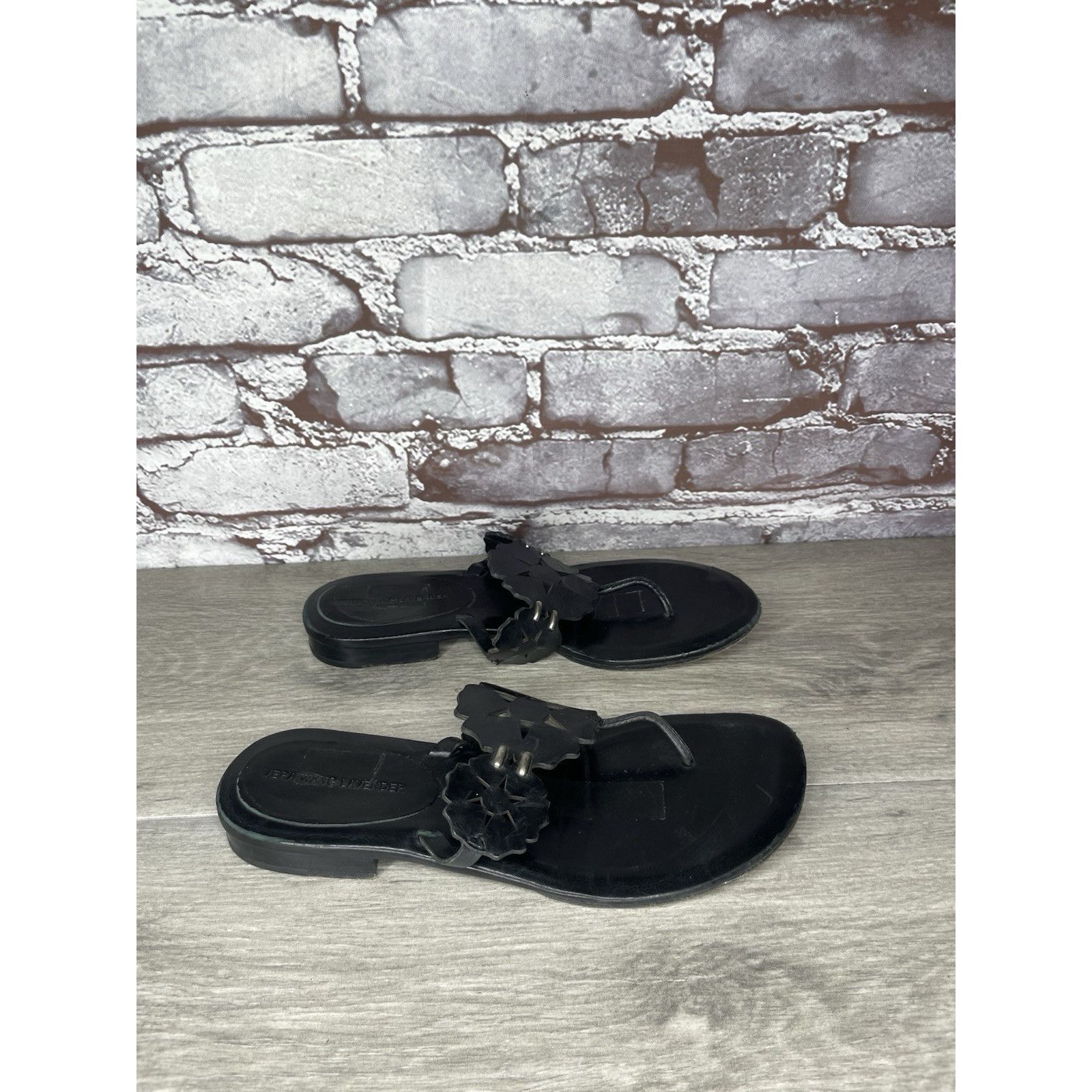 Vera Wang Vera Wang Lavender Label Black Leather Slides Thong Sandals Size US 6 / IT 36 - 15 Thumbnail