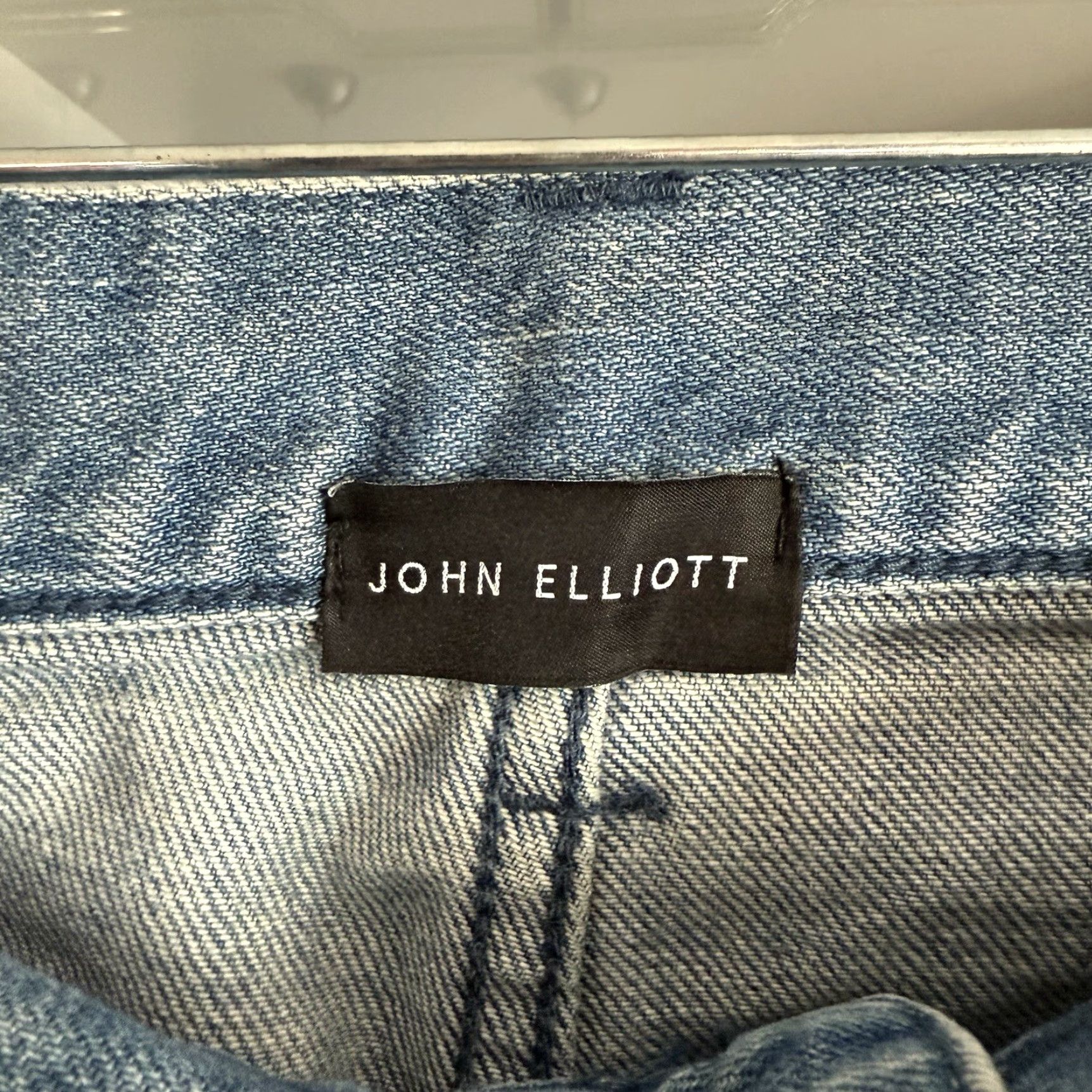 John Elliott John Elliott Denim The Daze Slim Jeans Coast 2 Size 28 Jeans Men Blue 98% Cotton 2% Polyurethane Slimming Button Fly 5-pocket Coast 2 Style Skinny"} Size US 28 / EU 44 - 5 Thumbnail