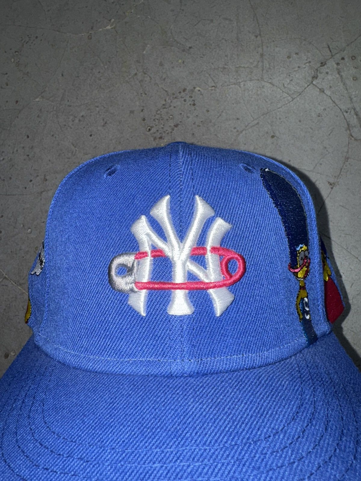 Sukamii NY Yankees Sukamii x The Westons (Simpsons) Fitted Hat Size ONE SIZE - 9 Thumbnail