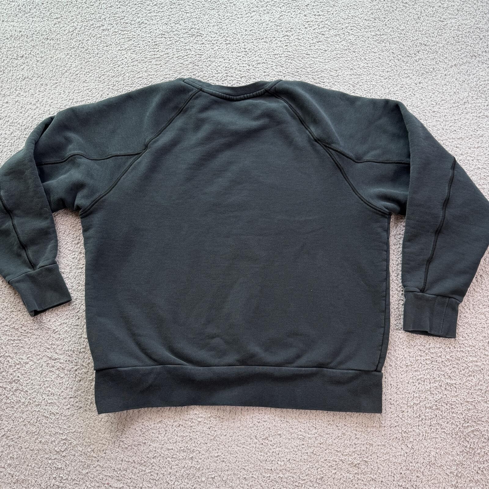 Nike Nike Air Center Swoosh Crewneck Sweatshirt Black L Pullover Size US L / EU 52-54 / 3 - 2 Thumbnail