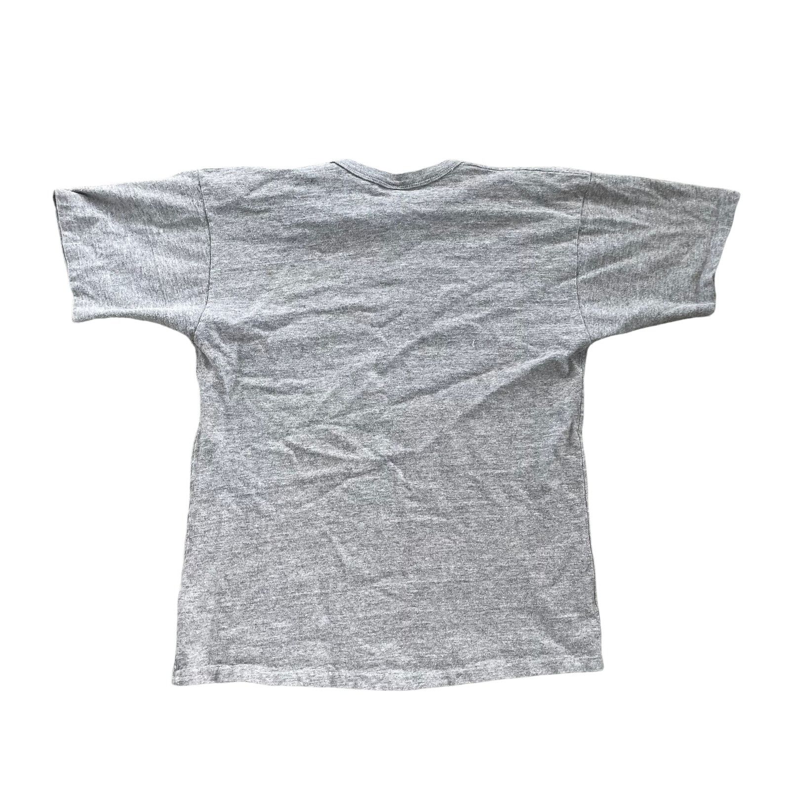 Vintage Vintage USMC Property of Quantico Single Stitched Tee L Size US L / EU 52-54 / 3 - 3 Thumbnail