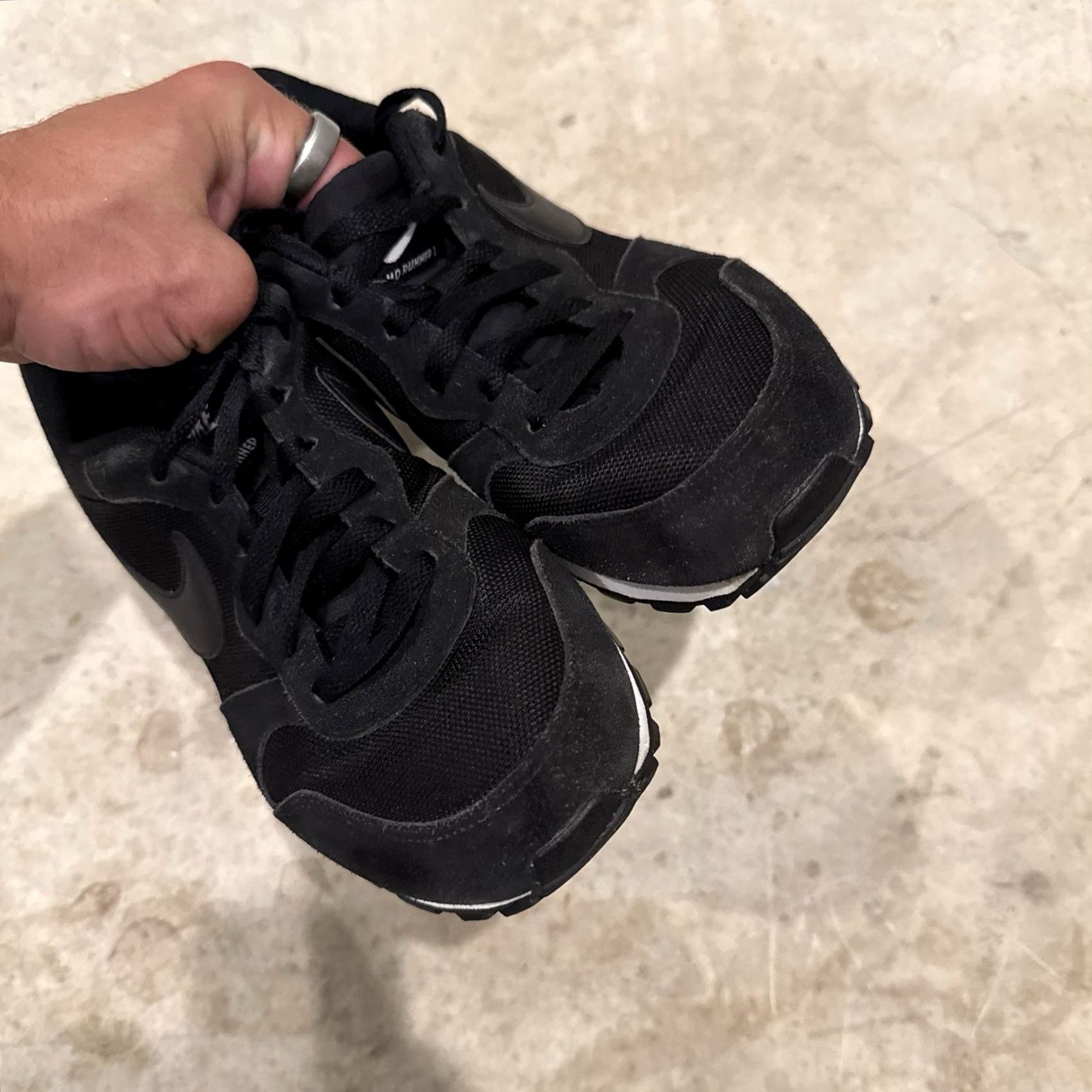 Nike Nike MD Runner 2 Womens Mid Trainer 9.5 Black Decade Sneakers Nike Trainer Sneaker Womens Menop? Size US 10 / IT 40 - 4 Thumbnail