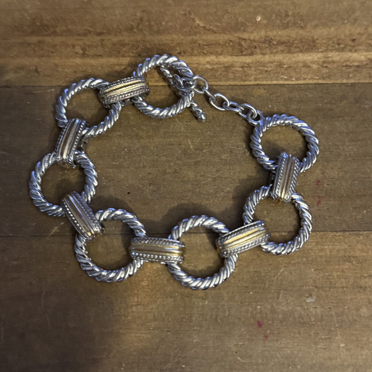 Other Two tone chunky circle link toggle bracelet Size ONE SIZE - 3 Thumbnail