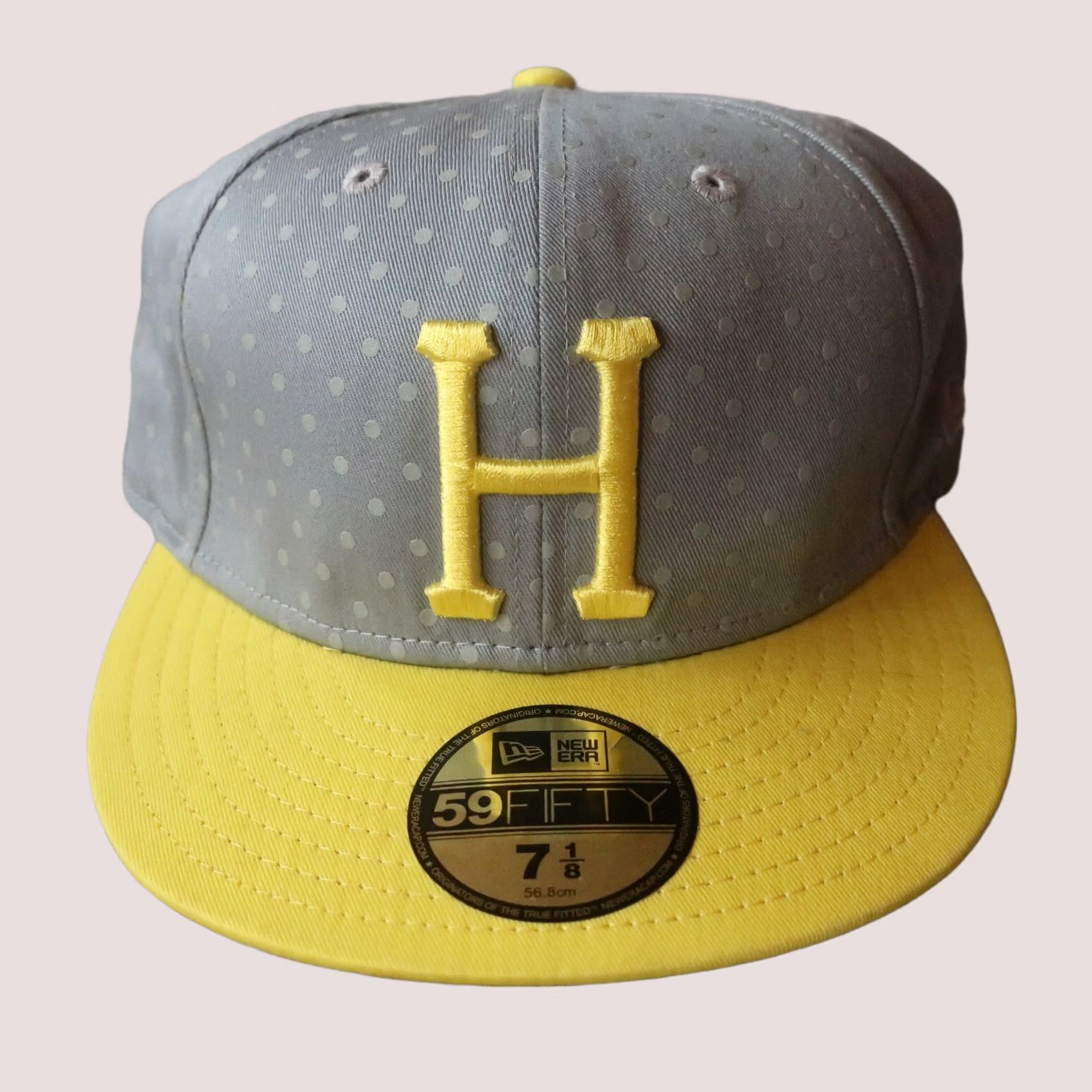 Huf VINTAGE HUF Hat Polka Dot Fitted New Era Yellow Men 7 1/8 Mens Hats Polka Dot Fitted Hat New Era Cap Vintage 2007 Size ONE SIZE - 1 Thumbnail