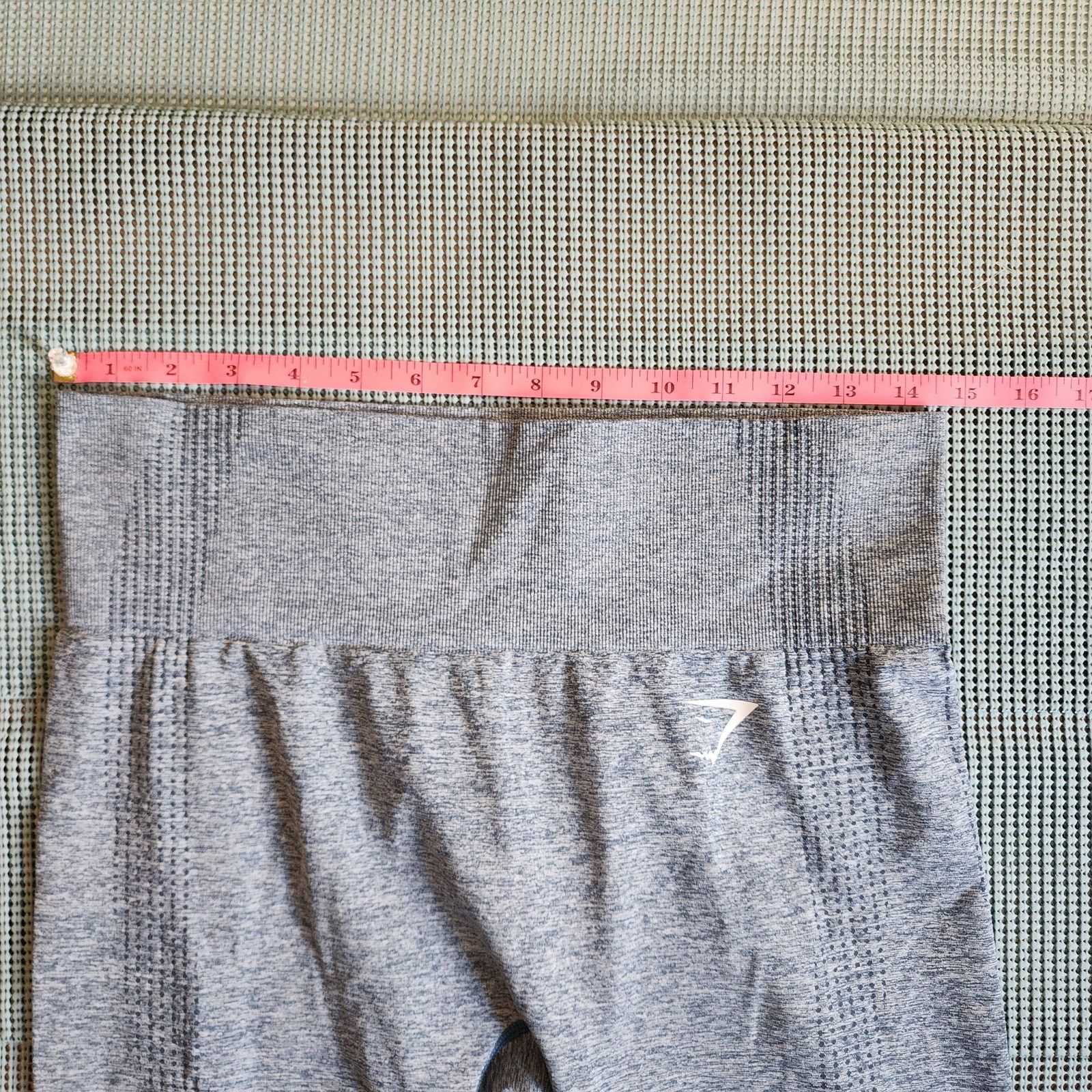 Gymshark Gymshark Women's Heather Gray Leggings XS/S Size 28" / US 6 / IT 42 - 3 Thumbnail