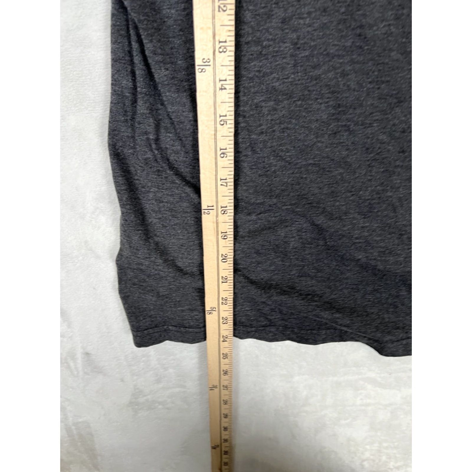 Quiksilver VINTAGE Quiksilver T-Shirt Gray S OG Logo Surf Y2K Retro 90s Mens Short Sleeve Crew Neck Small Size Regular Vintage Size US S / EU 44-46 / 1 - 4 Thumbnail