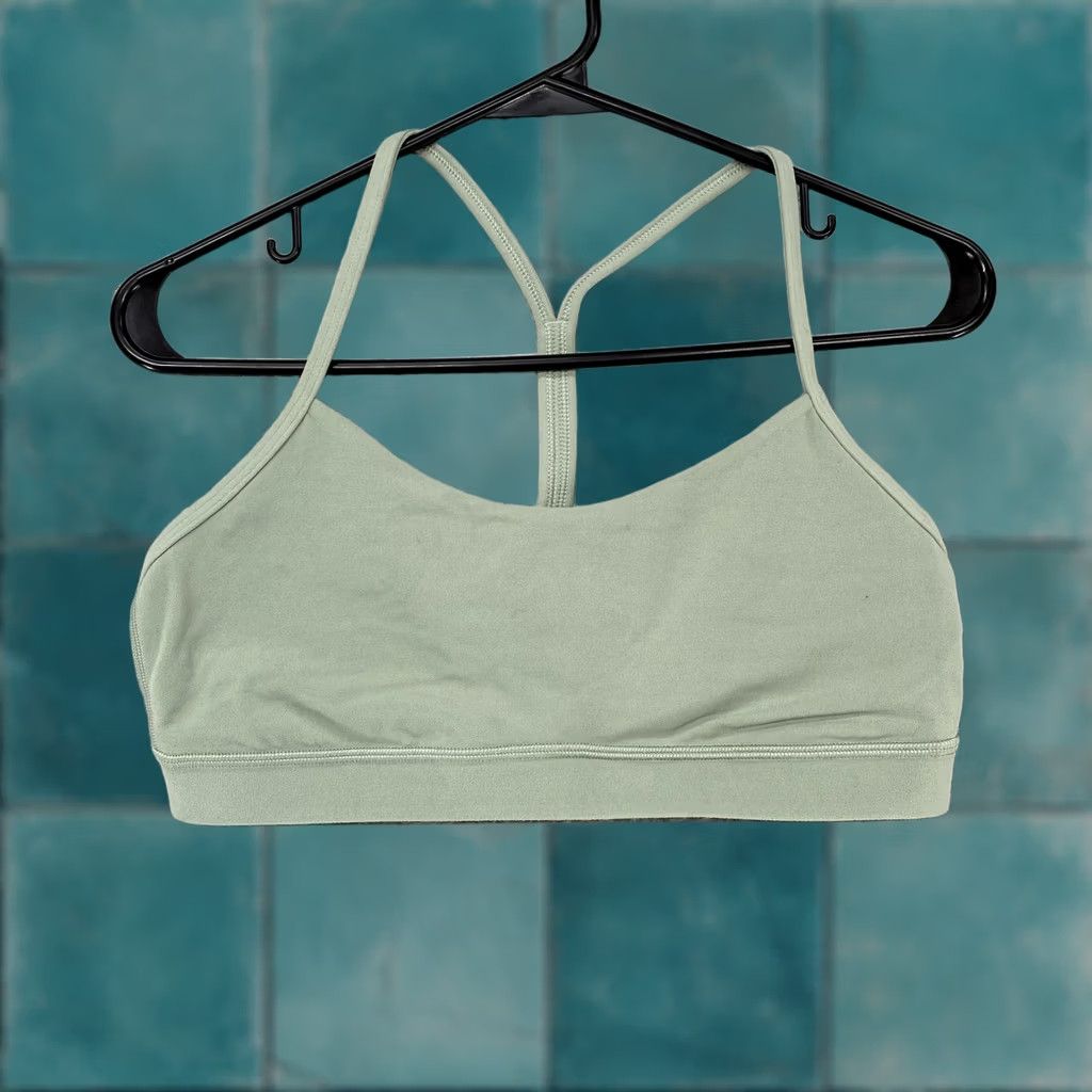 Lululemon Lululemon Power Y Bra Womens 10 Sage Green Racerback No Pads Yoga Gym Workout Shirt Size ONE SIZE - 1 Thumbnail